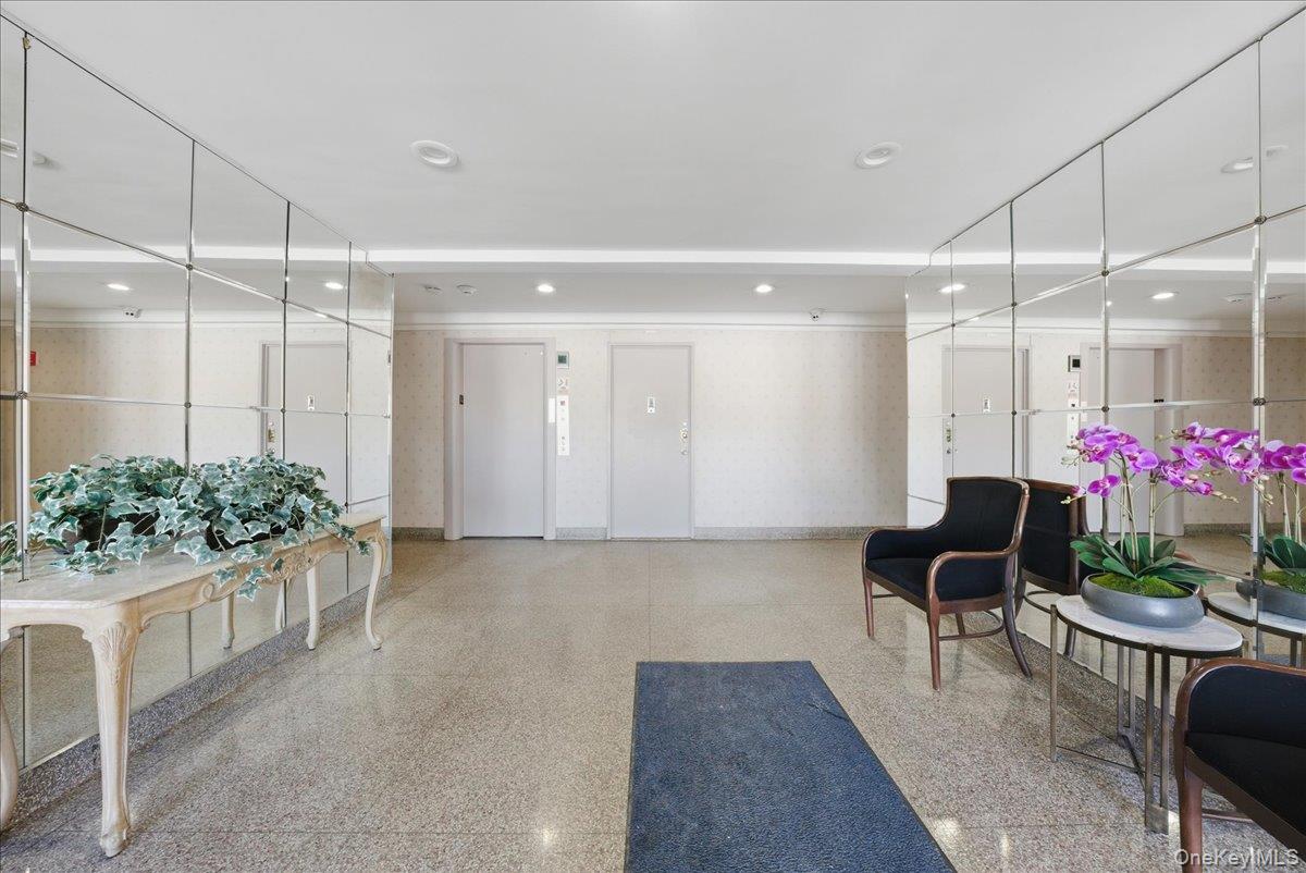 #7 photo, 266 Pelham Road, 纽约州 New Rochelle , NY 10805