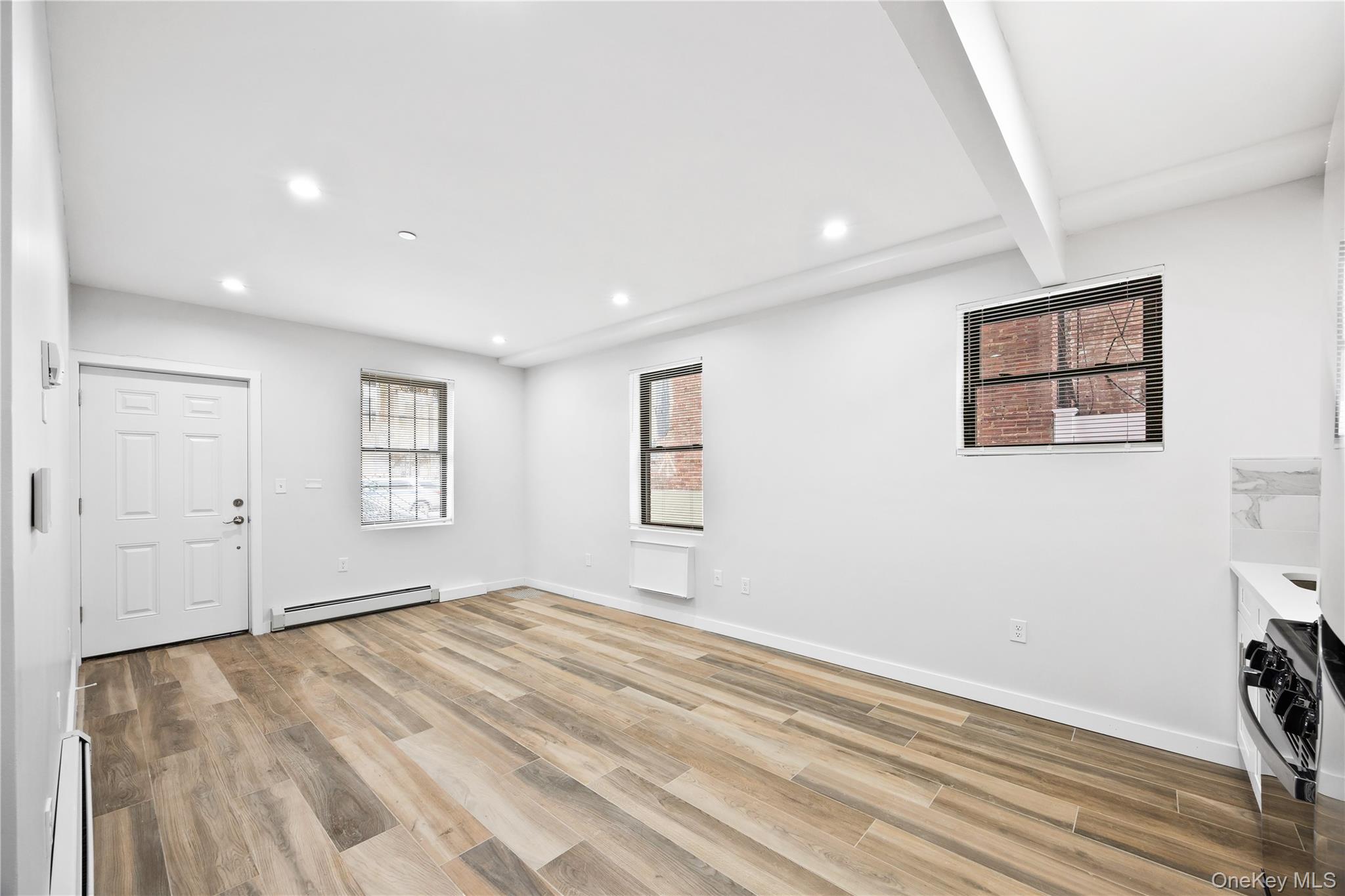 #20 photo, 518 Morris Park Avenue, הברונקס Bronx , NY 10460