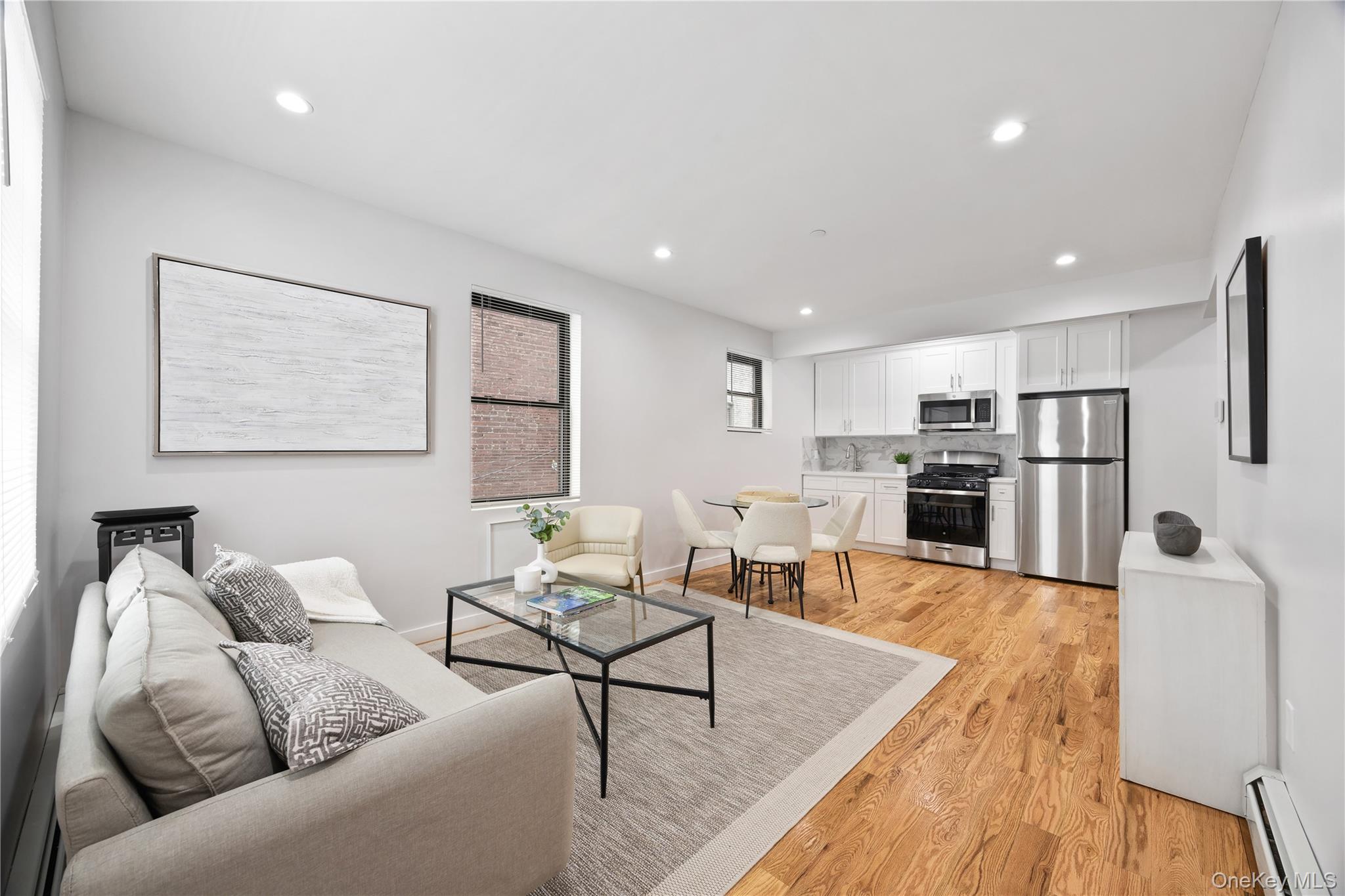 #4 photo, 518 Morris Park Avenue, הברונקס Bronx , NY 10460