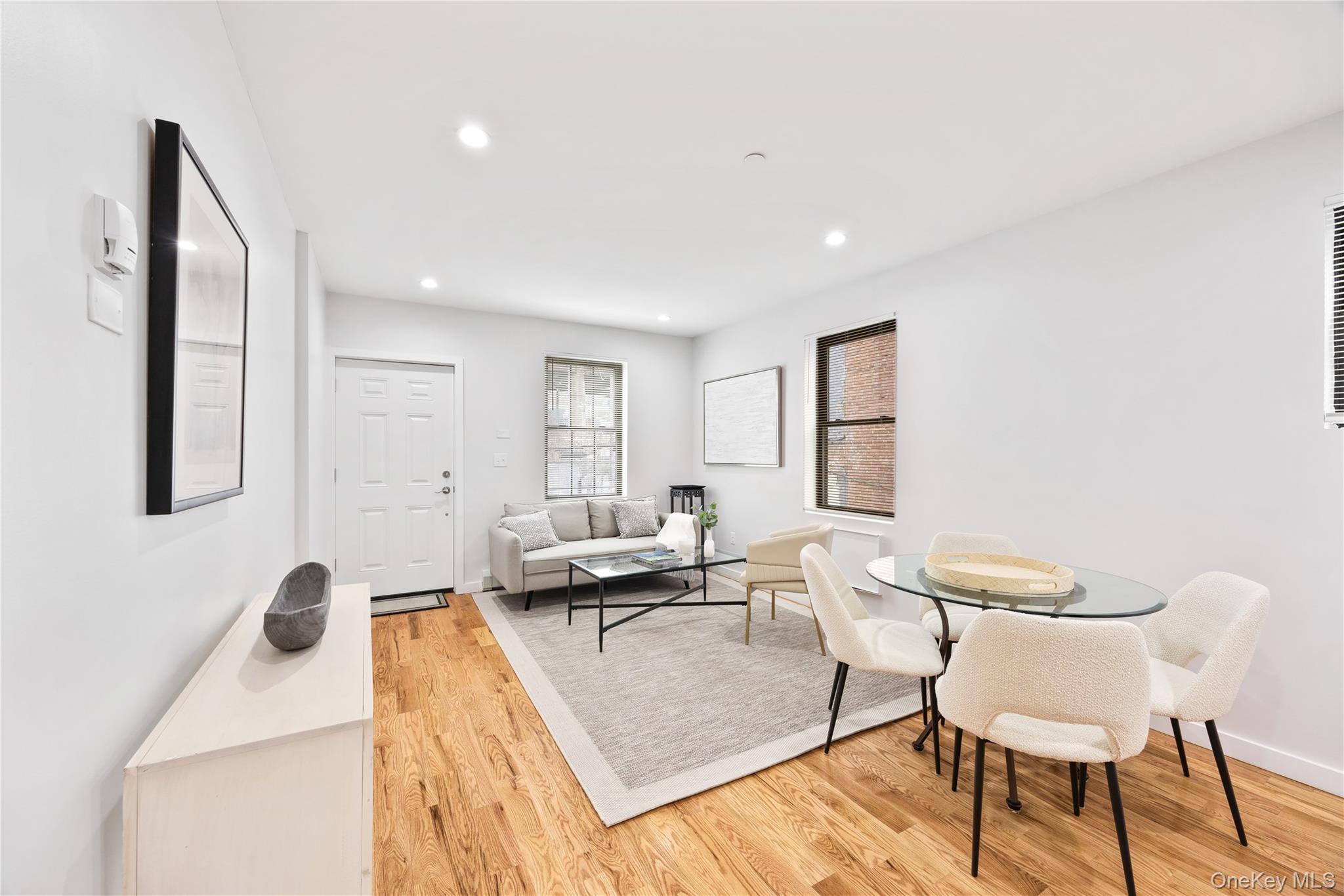 #7 photo, 518 Morris Park Avenue, הברונקס Bronx , NY 10460