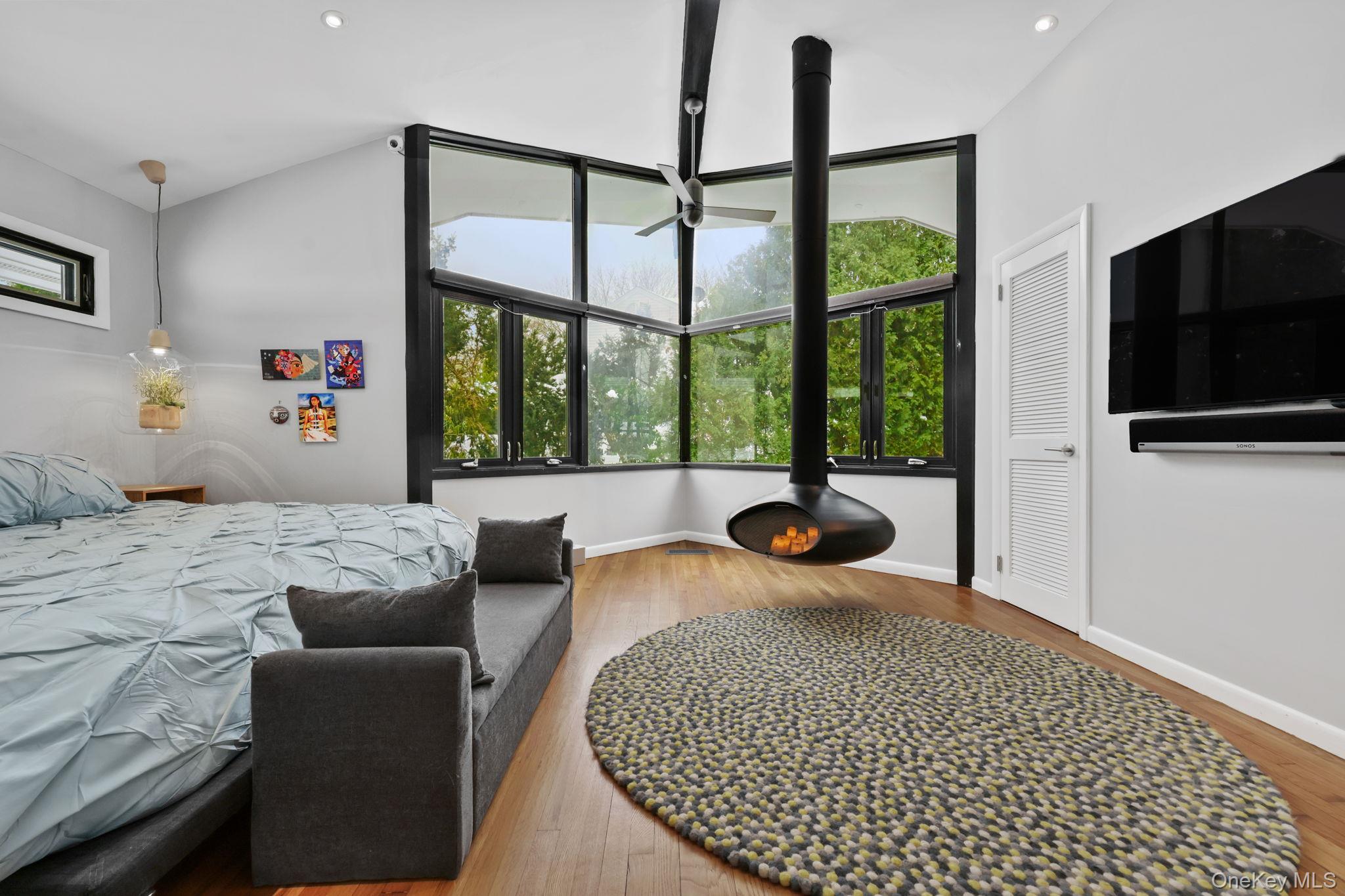 #15 photo, 10 Lincoln Road, Scarsdale , NY 10583