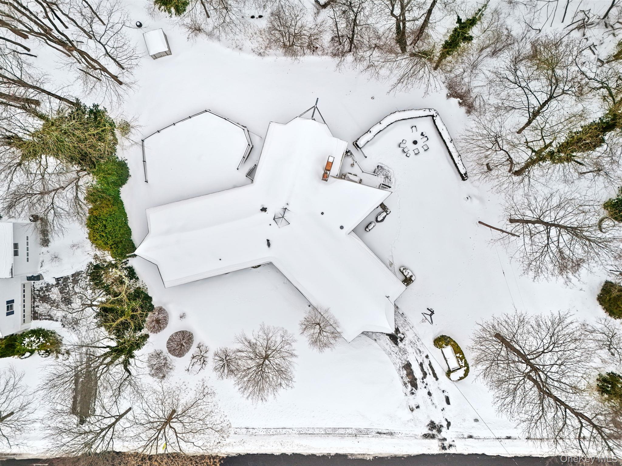 #2 photo, 10 Lincoln Road, Scarsdale , NY 10583