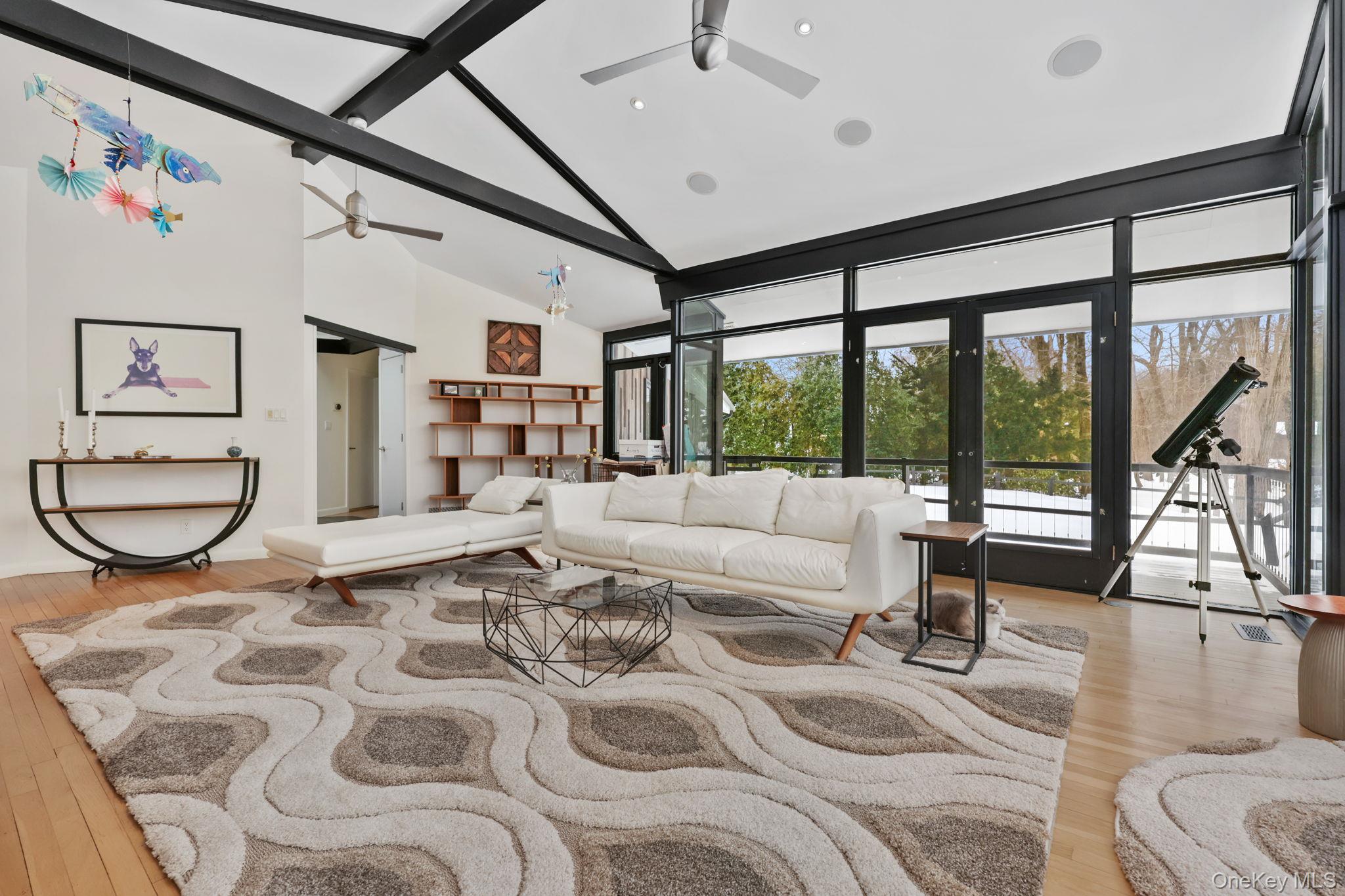 #5 photo, 10 Lincoln Road, Scarsdale , NY 10583