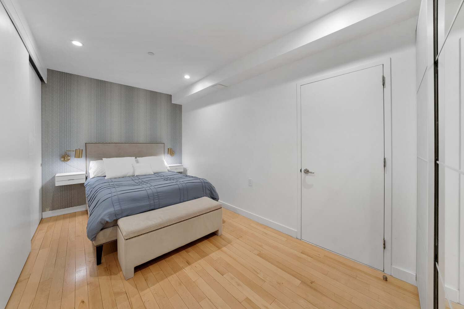 #8 photo, 15 BROAD Street, Financial District , NY 10005