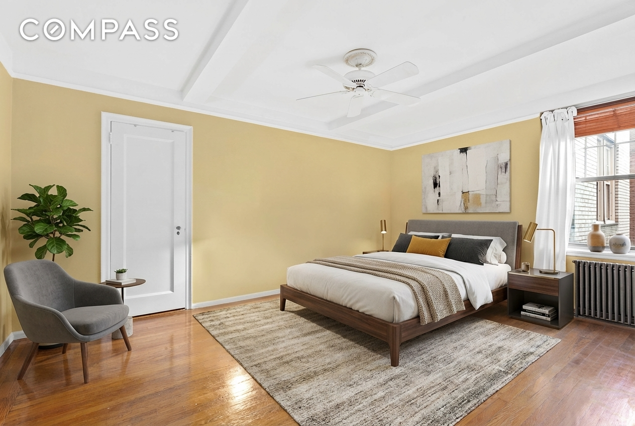 #5 photo, 302 W 12th Street, מנהטן West Village , NY 10014