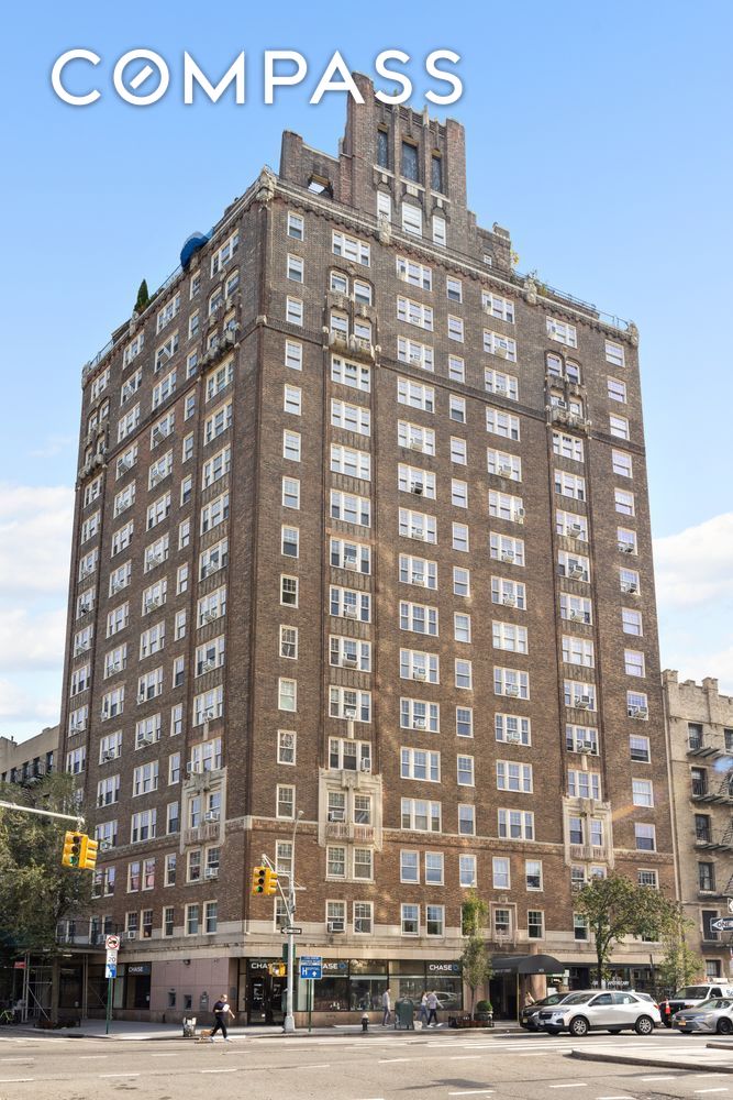 #9 photo, 302 W 12th Street, מנהטן West Village , NY 10014