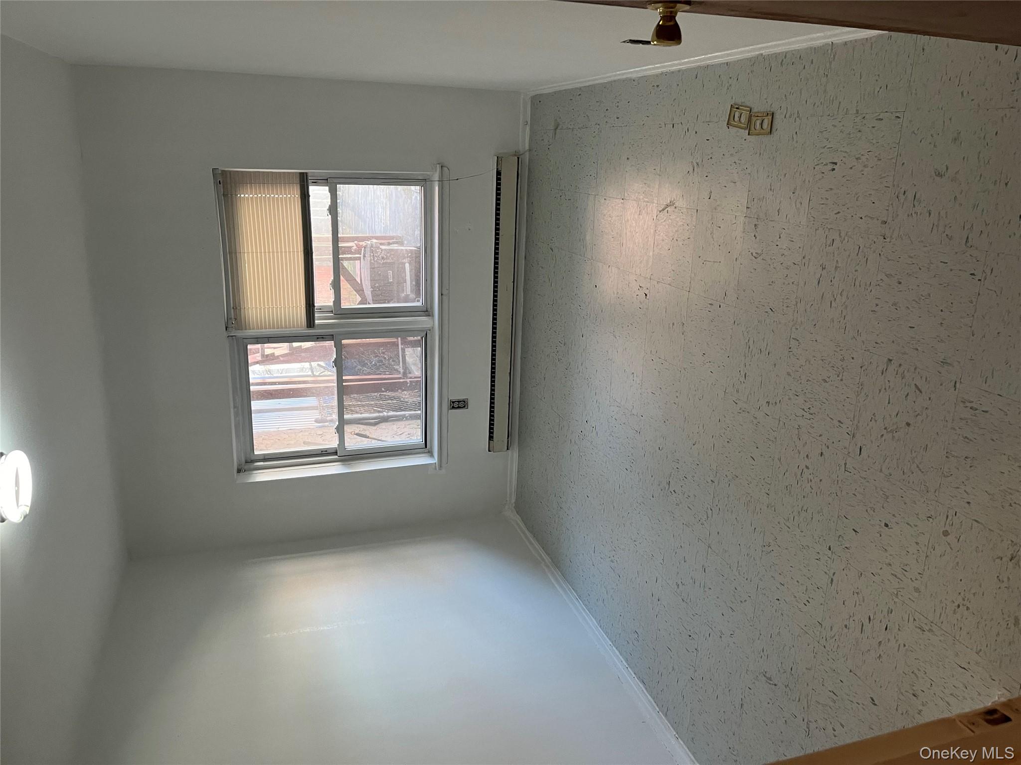 #5 photo, 91-04 75th Street, קווינס Woodhaven , NY 11421