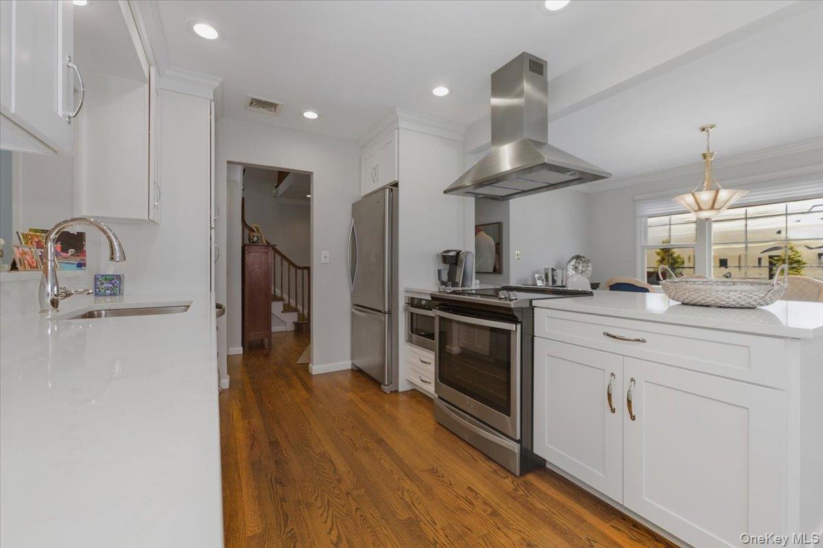 #11 photo, 974 Mildred Drive, नासाउ काउंटी Baldwin , NY 11510