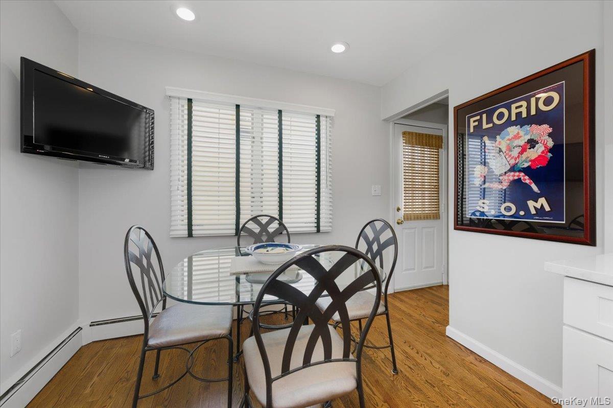 #13 photo, 974 Mildred Drive, नासाउ काउंटी Baldwin , NY 11510