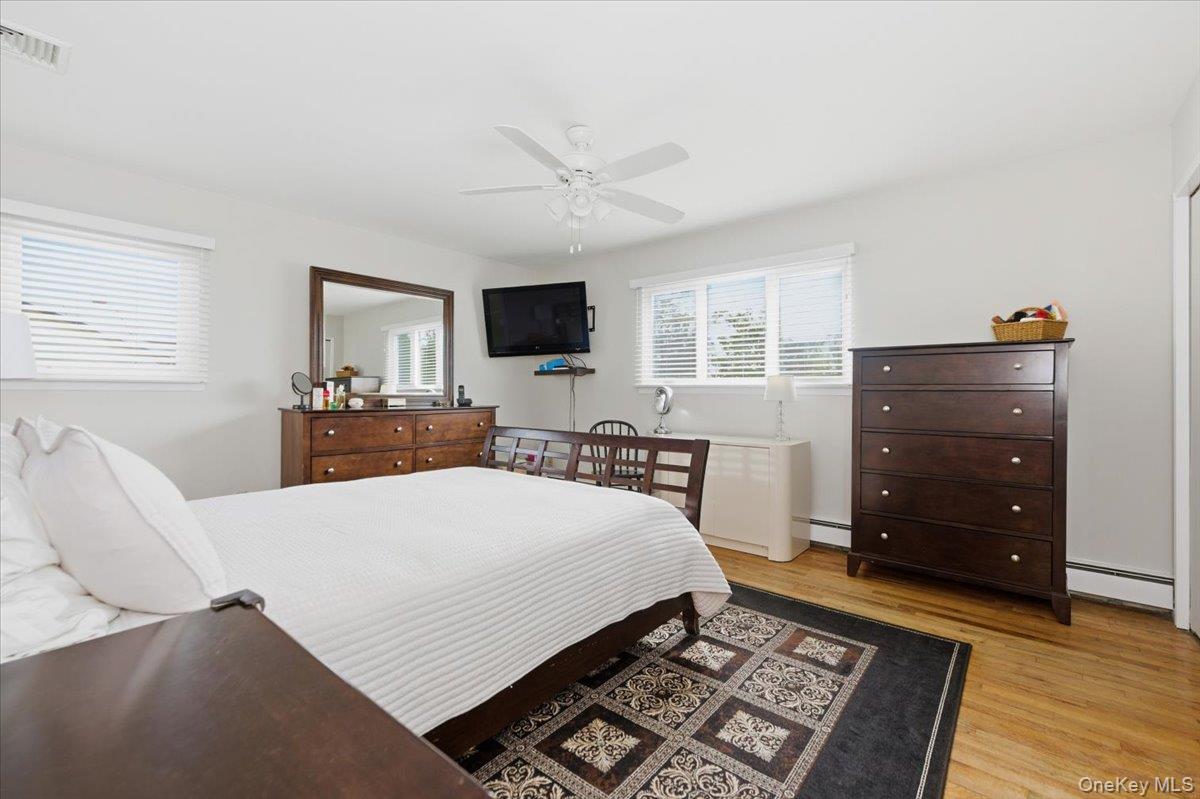 #17 photo, 974 Mildred Drive, नासाउ काउंटी Baldwin , NY 11510