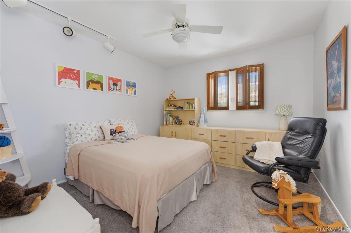 #18 photo, 974 Mildred Drive, नासाउ काउंटी Baldwin , NY 11510