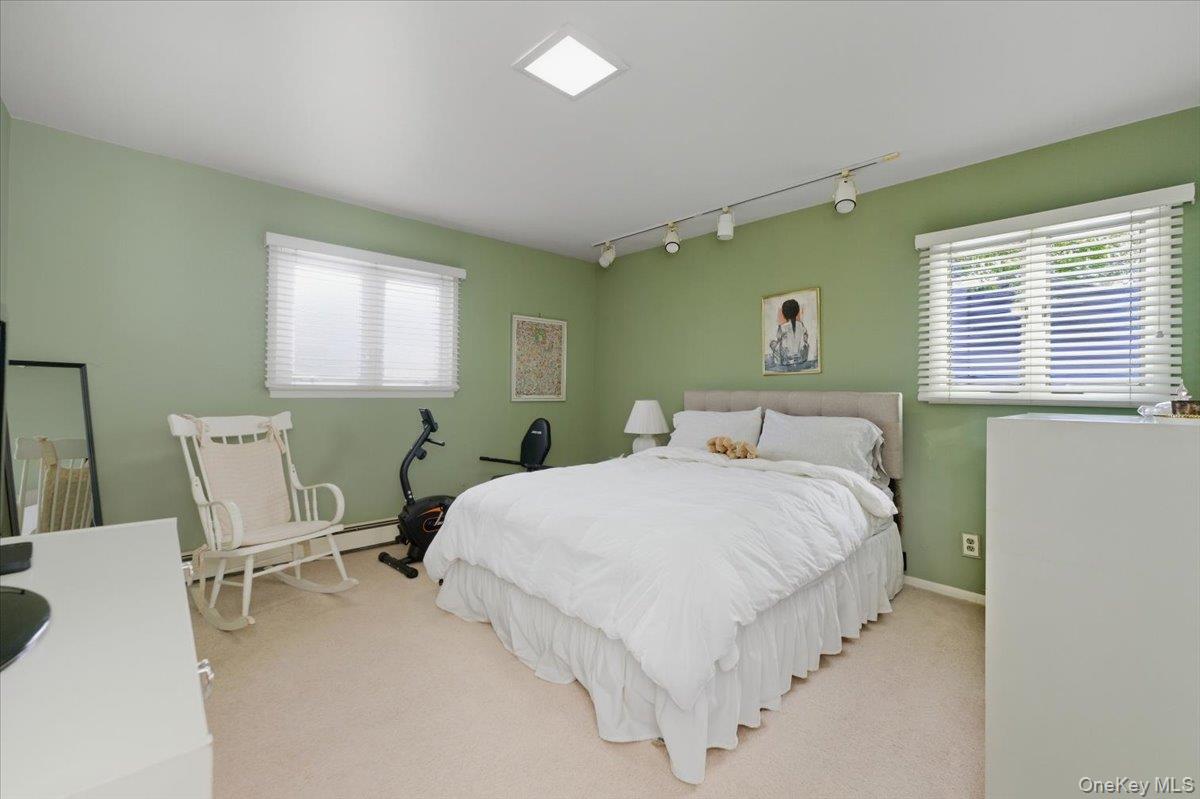 #19 photo, 974 Mildred Drive, नासाउ काउंटी Baldwin , NY 11510