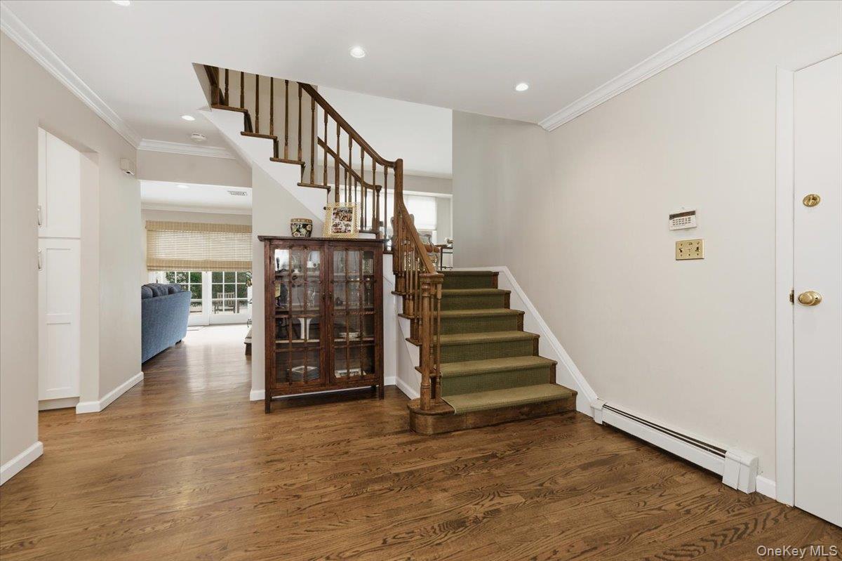 #2 photo, 974 Mildred Drive, नासाउ काउंटी Baldwin , NY 11510