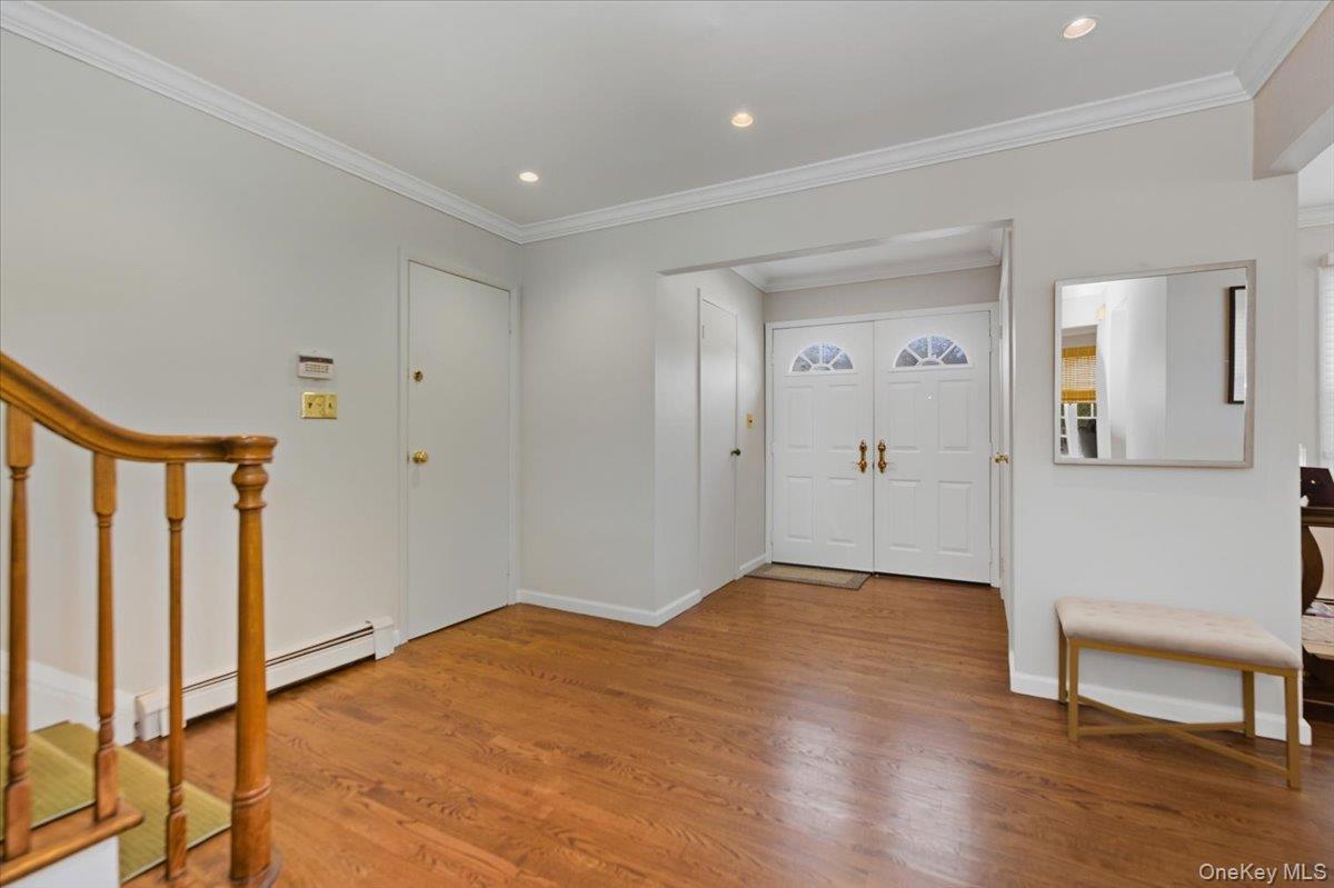 #3 photo, 974 Mildred Drive, नासाउ काउंटी Baldwin , NY 11510