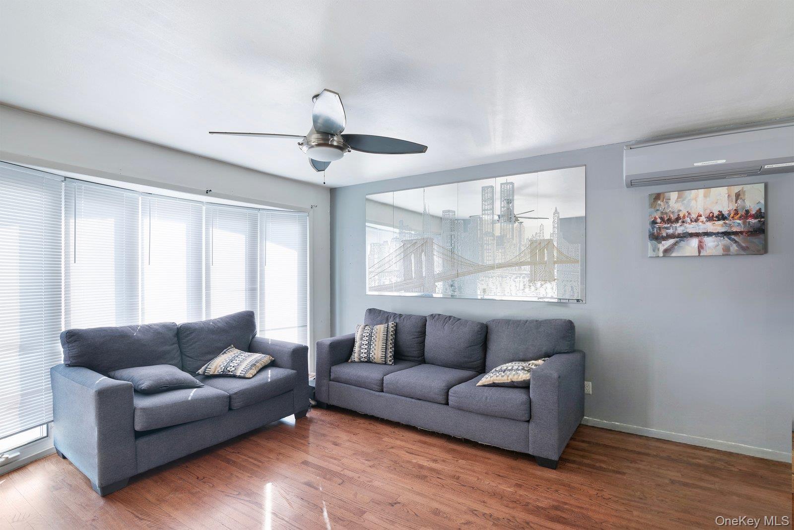 #4 photo, 23 Frank Street, Brentwood , NY 11717