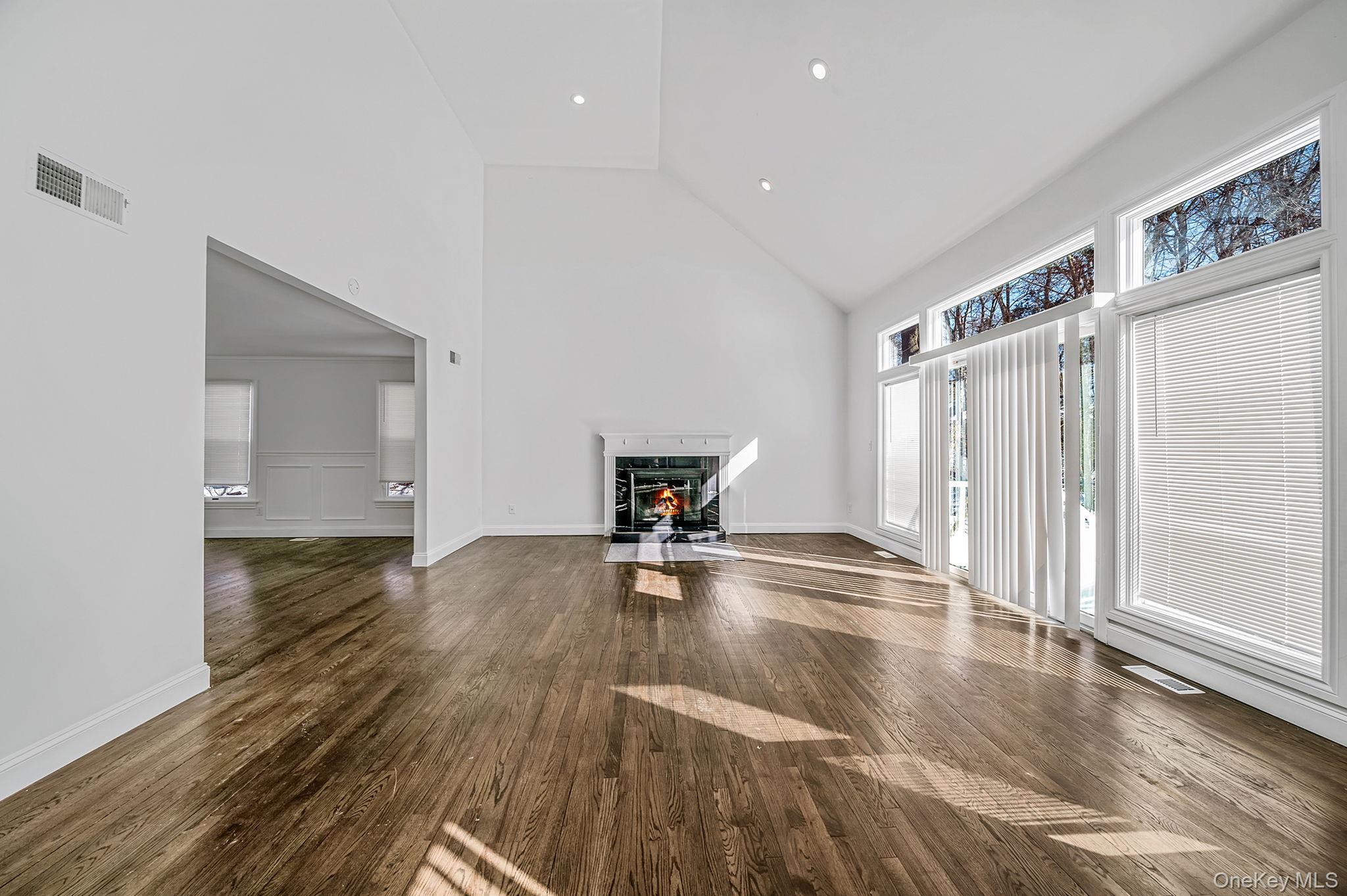 #13 photo, 1944 Wading River Manor Road, Wading River , NY 11792