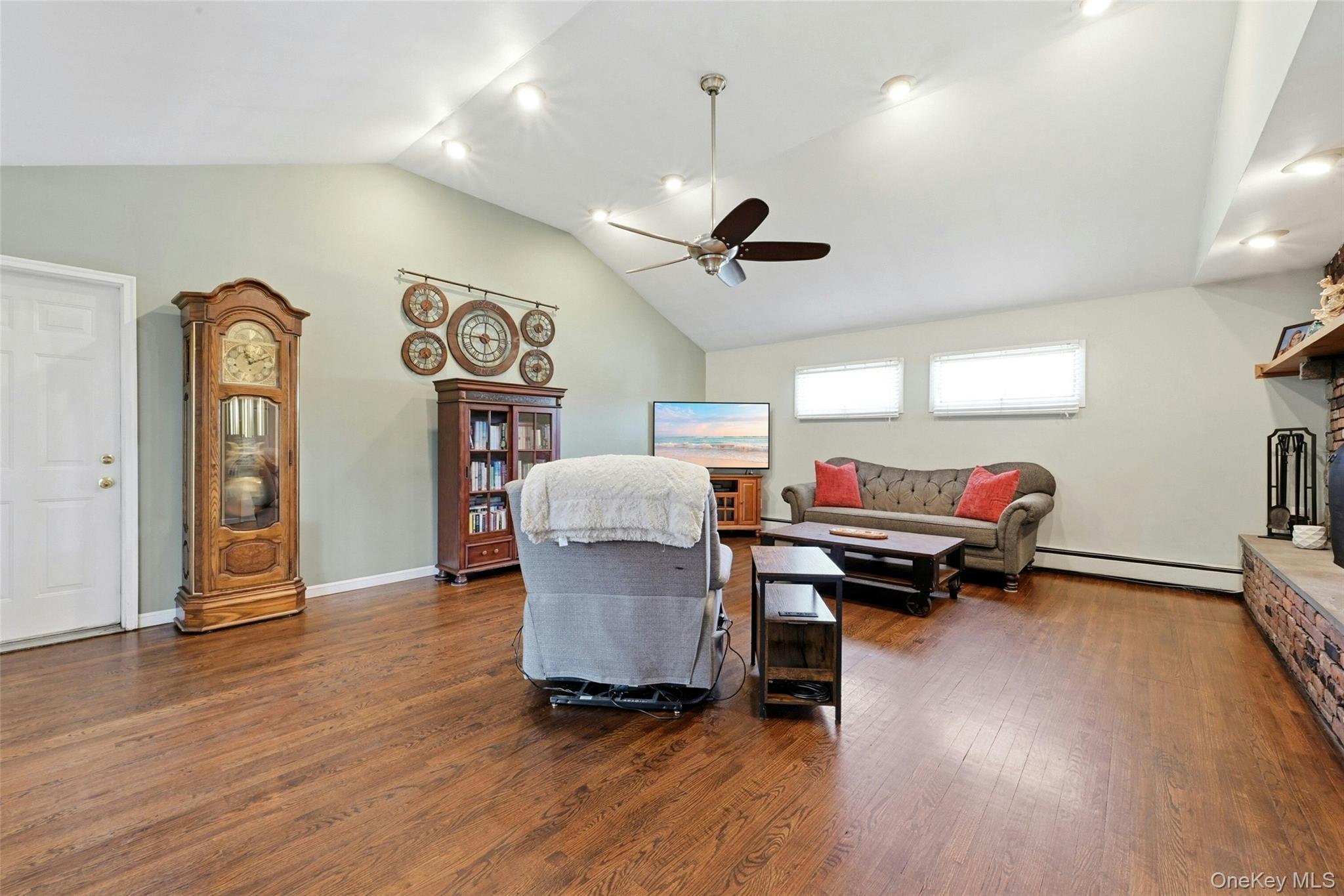 #18 photo, 246 Southern Boulevard, Nesconset , NY 11767