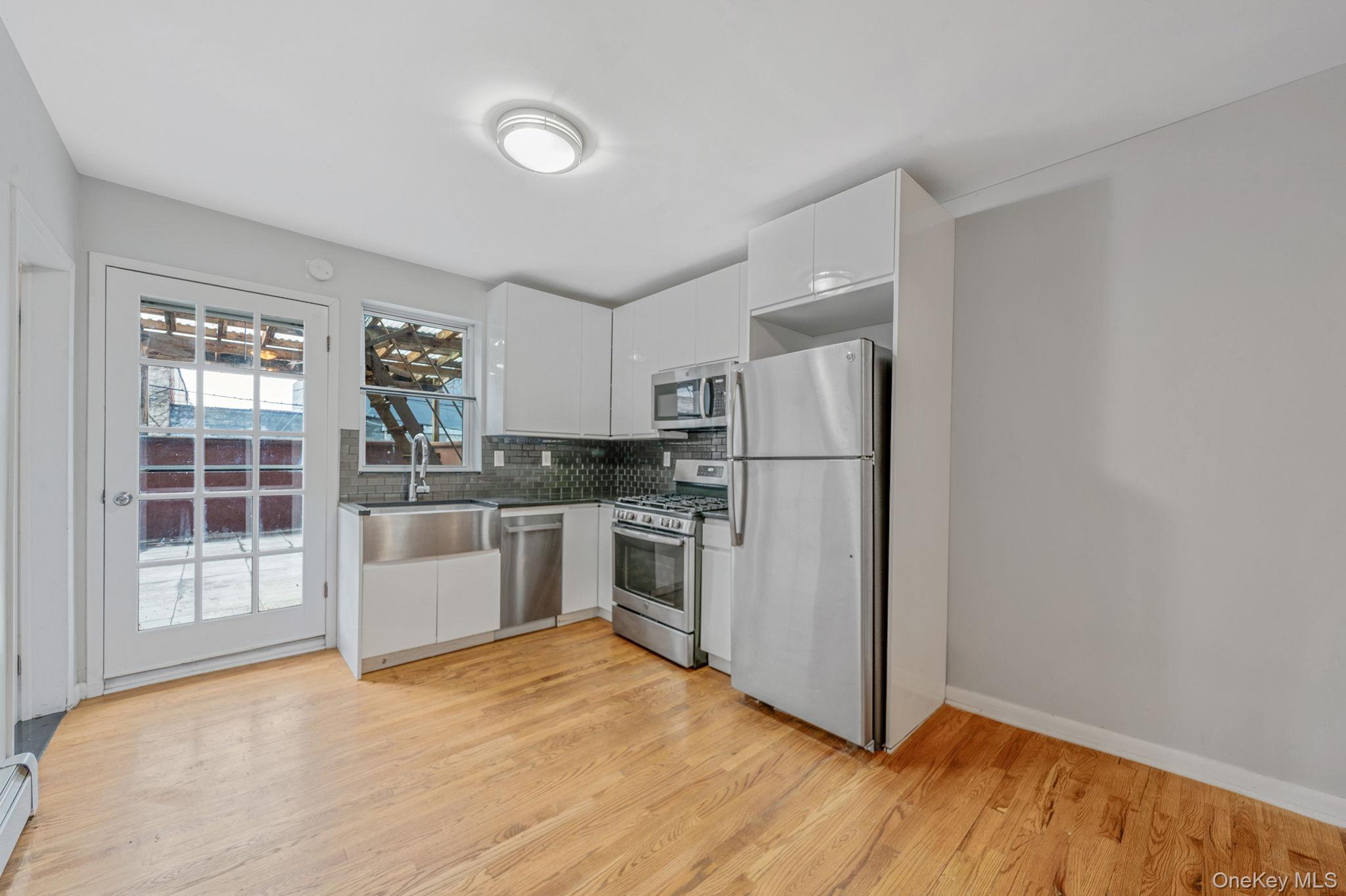 #4 photo, 176A 26th Street, Brooklyn , NY 11232