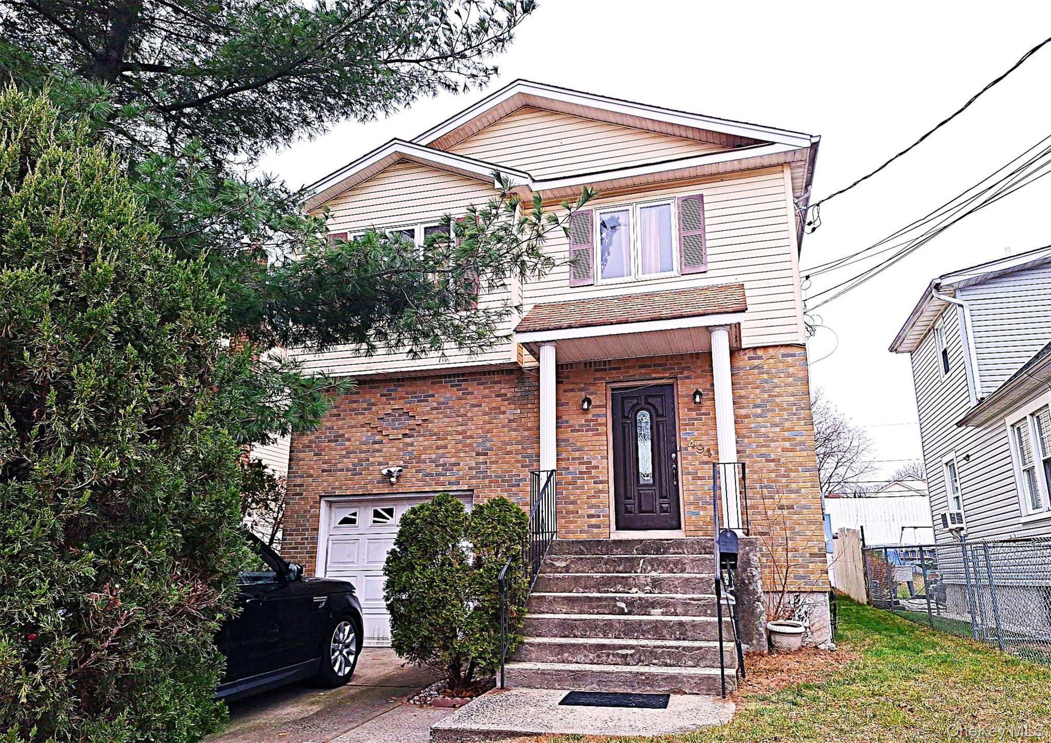 #2 photo, 494 Keller Avenue, Нассау ‖ Elmont , NY 11003