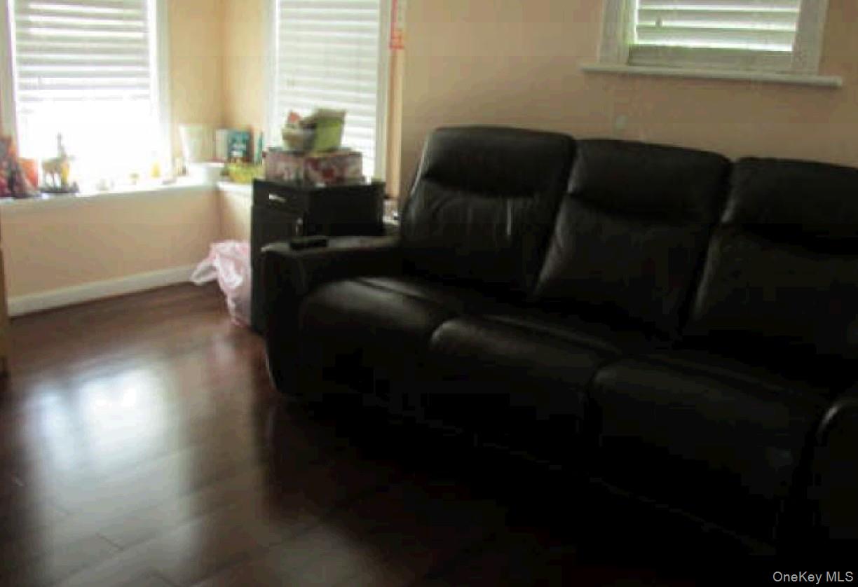 #3 photo, 101-17 125th Street, Richmond Hill S. , NY 11419