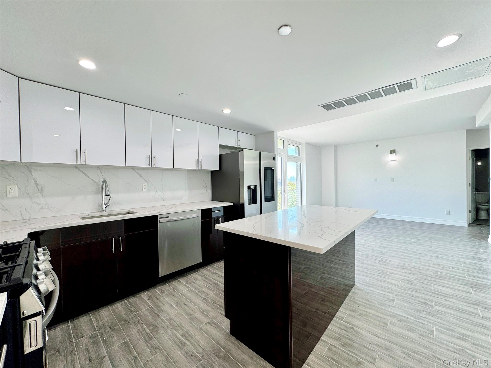 #4 photo, 65-18 Austin St, Unit 7H, Куинс ‖ Rego Park , NY 11374