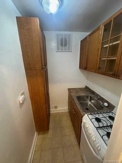 #2 photo, 465 Broadway, Hastings-on-Hudson , NY 10706