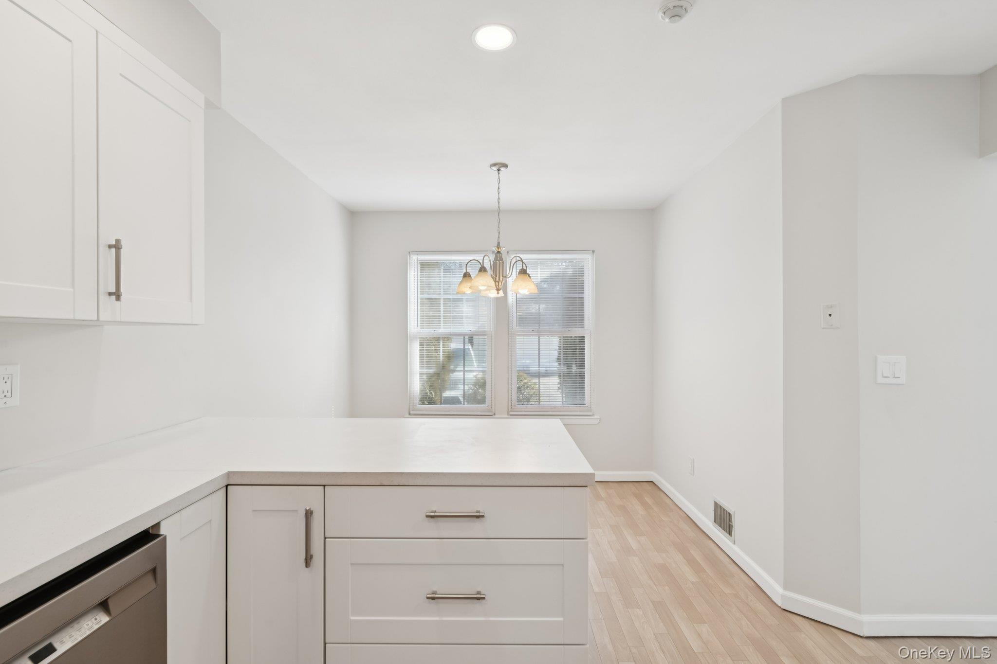 #10 photo, 46 Gazebo Lane, Holtsville , NY 11742