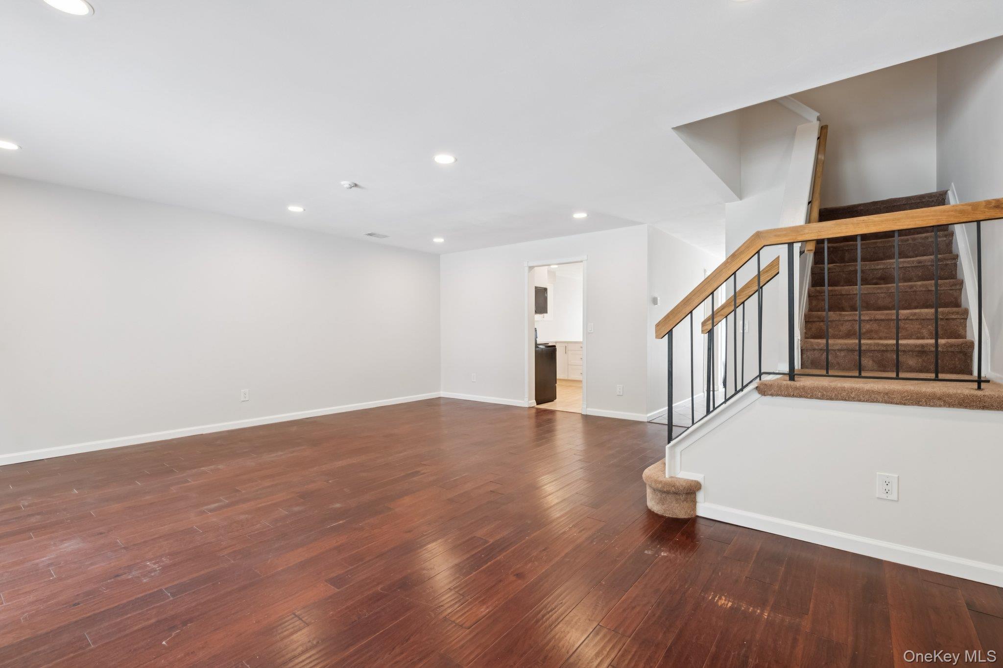 #11 photo, 46 Gazebo Lane, Holtsville , NY 11742