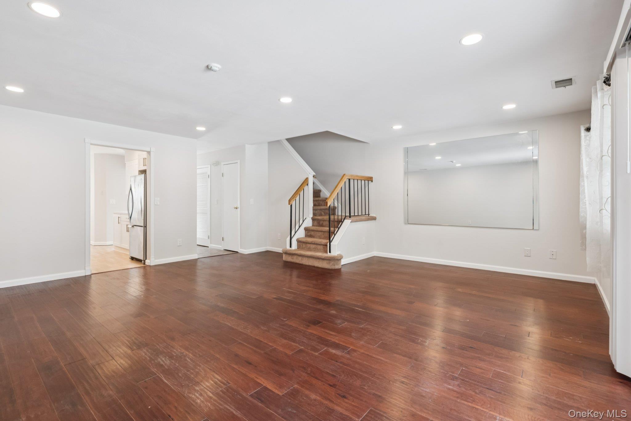 #12 photo, 46 Gazebo Lane, Holtsville , NY 11742