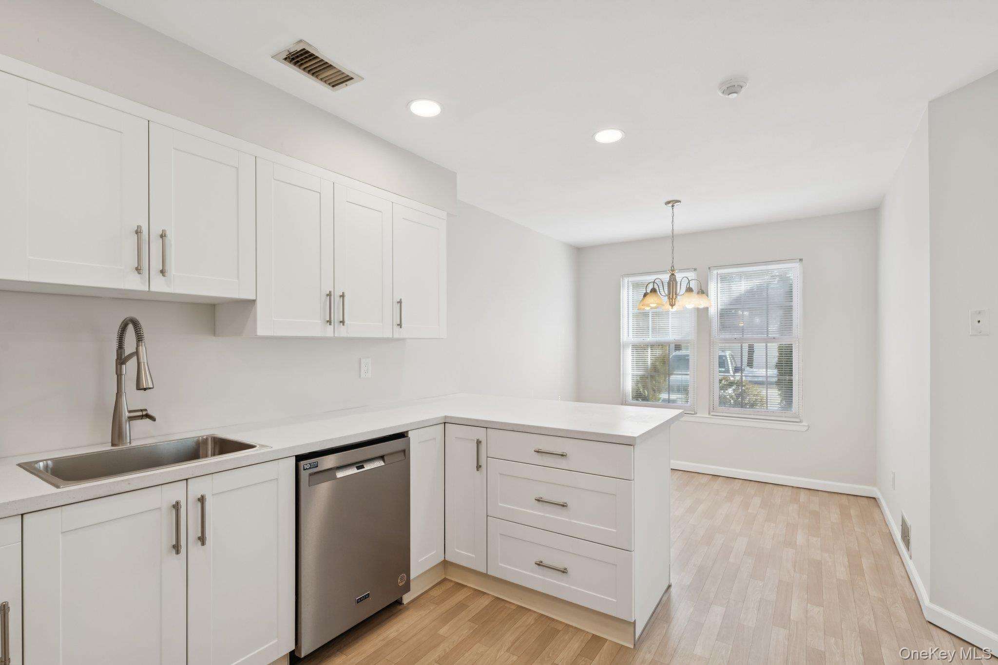 #8 photo, 46 Gazebo Lane, Holtsville , NY 11742