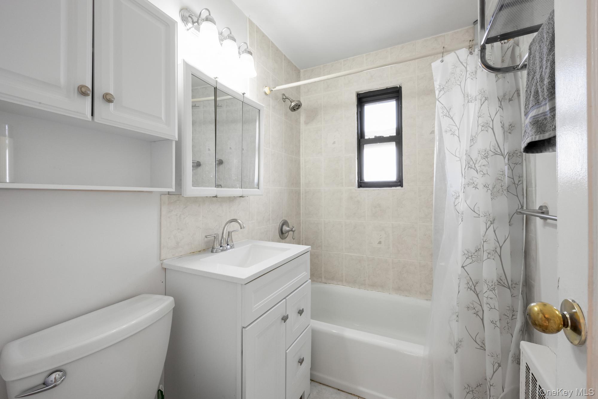 #10 photo, 46 Terrace Circle, ग्रेट नेक Great Neck , NY 11021