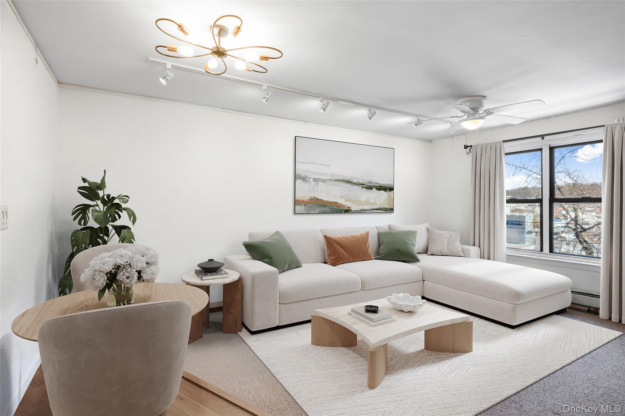 #3 photo, 46 Terrace Circle, ग्रेट नेक Great Neck , NY 11021