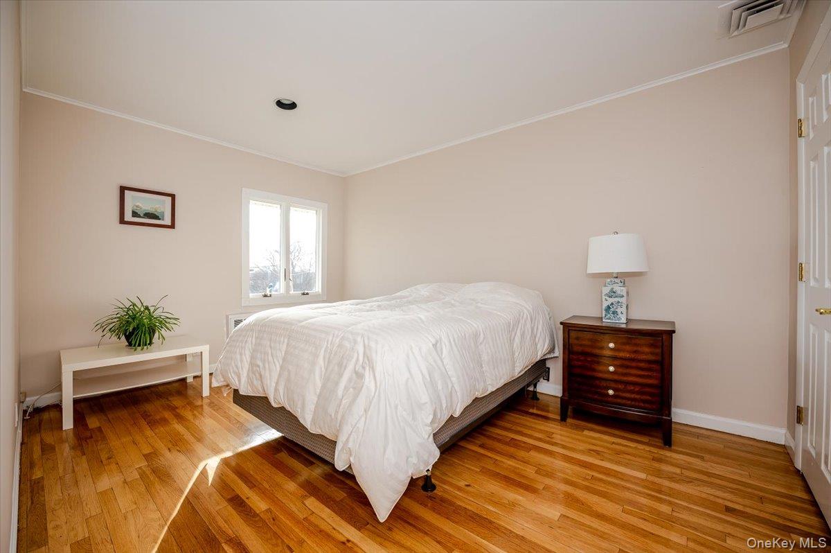 #10 photo, 821 Channel Road, מחוז נסאו Lido Beach , NY 11561