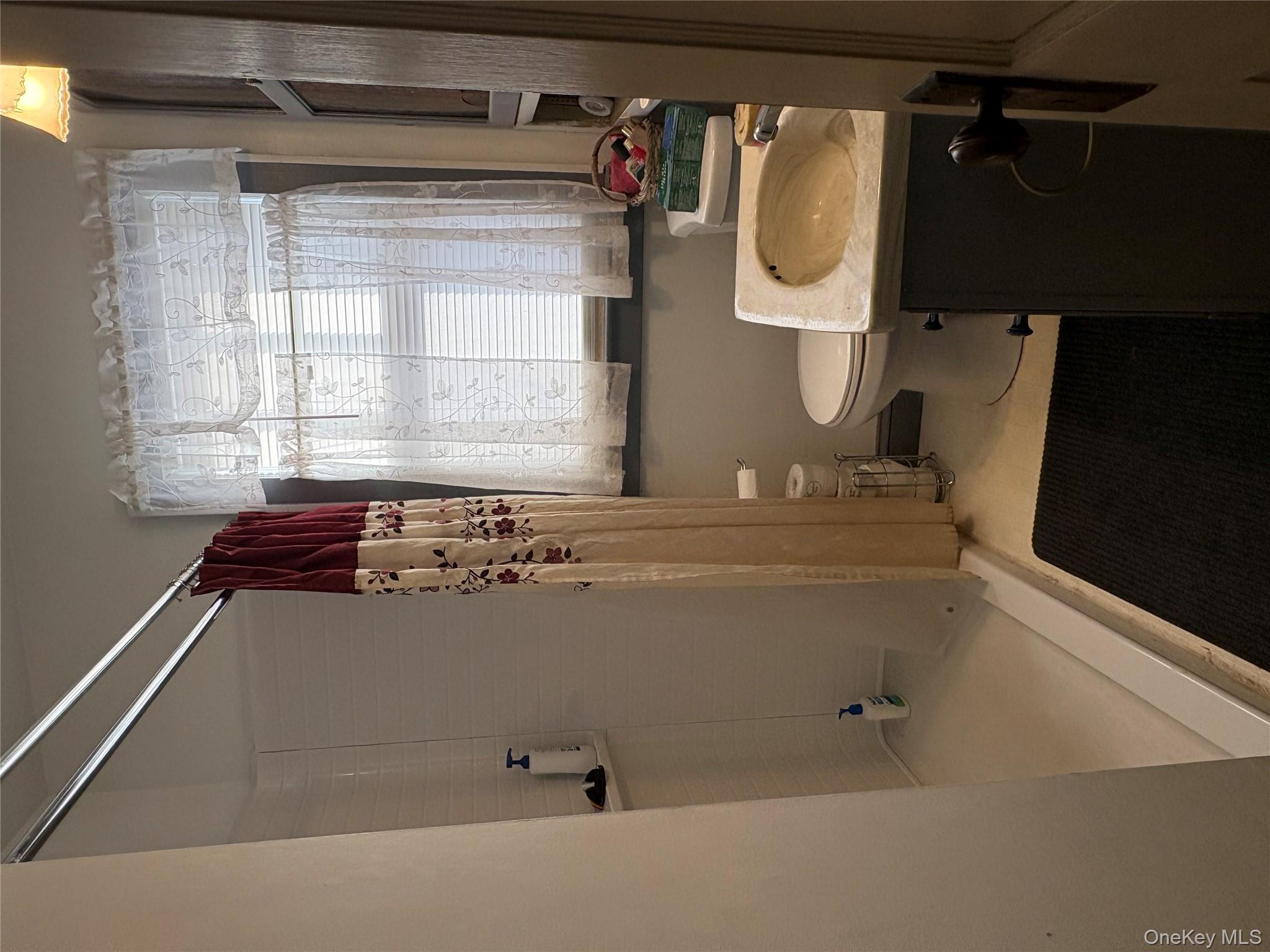 #2 photo, 8 Marshall Road, Poughkeepsie , NY 12603