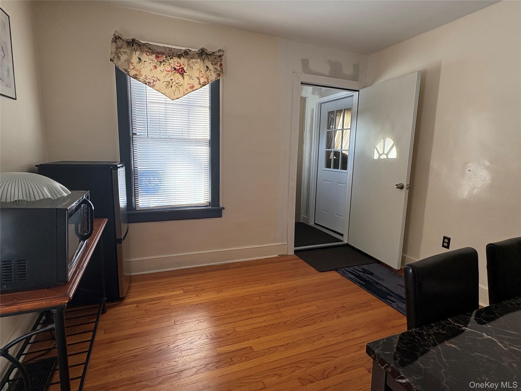 #6 photo, 8 Marshall Road, Poughkeepsie , NY 12603