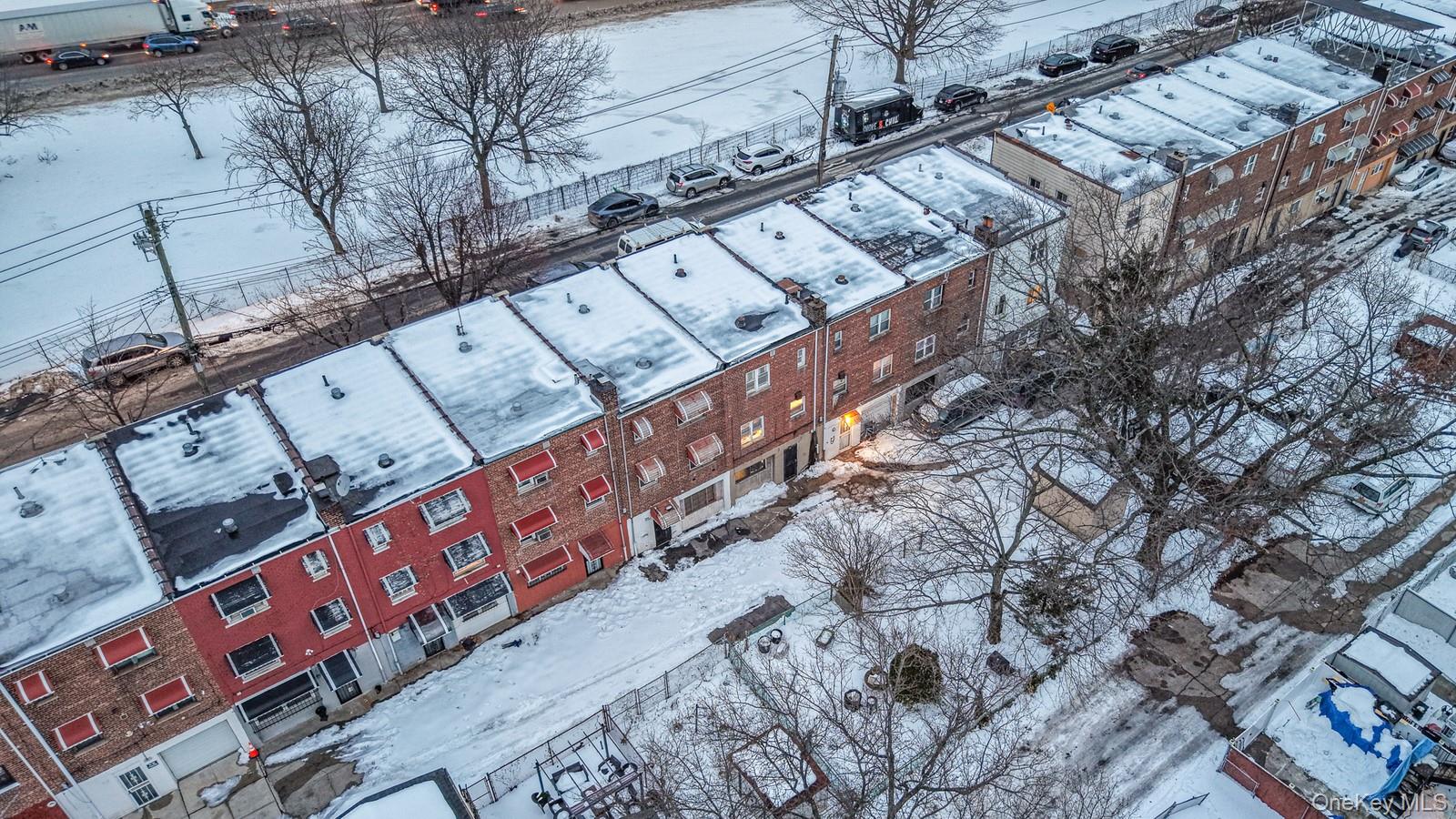 #6 photo, 3031 Edson Avenue, Bronx , NY 10469