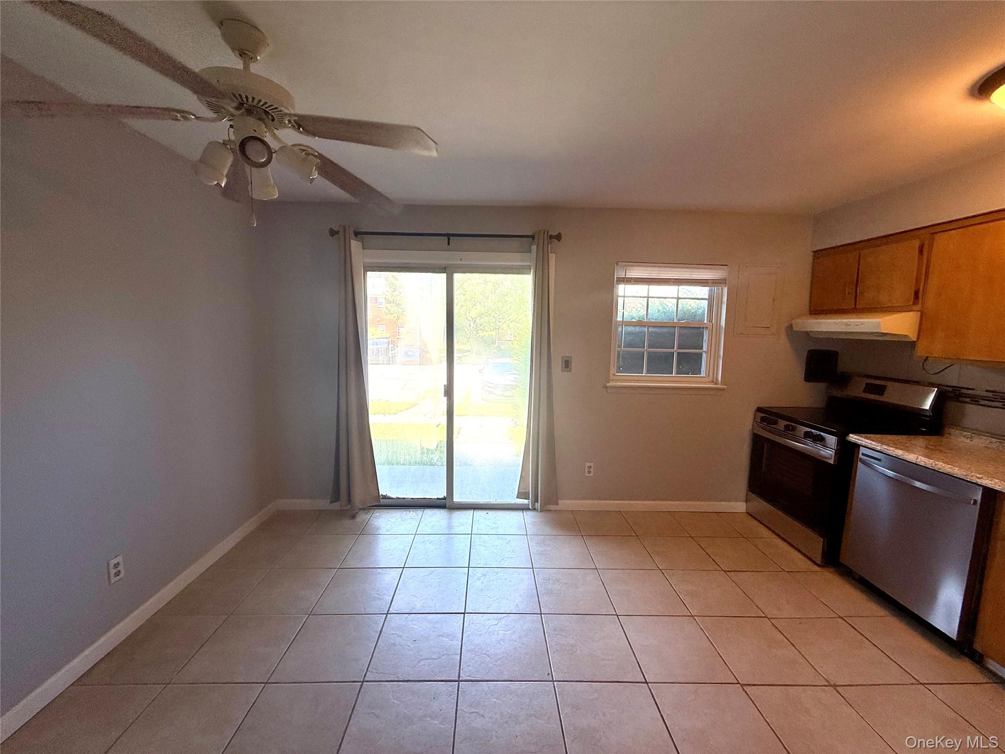 #7 photo, 5 Wildwood Drive, Wappingers Falls , NY 12590