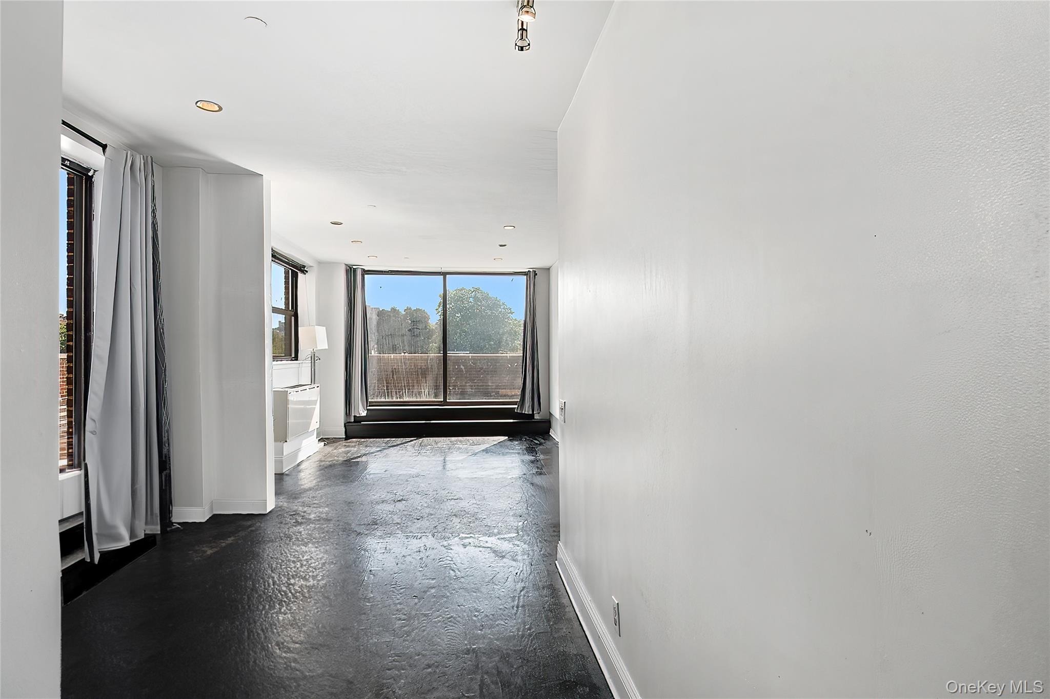 #4 photo, 23 Water Grant Street, Yonkers , NY 10701