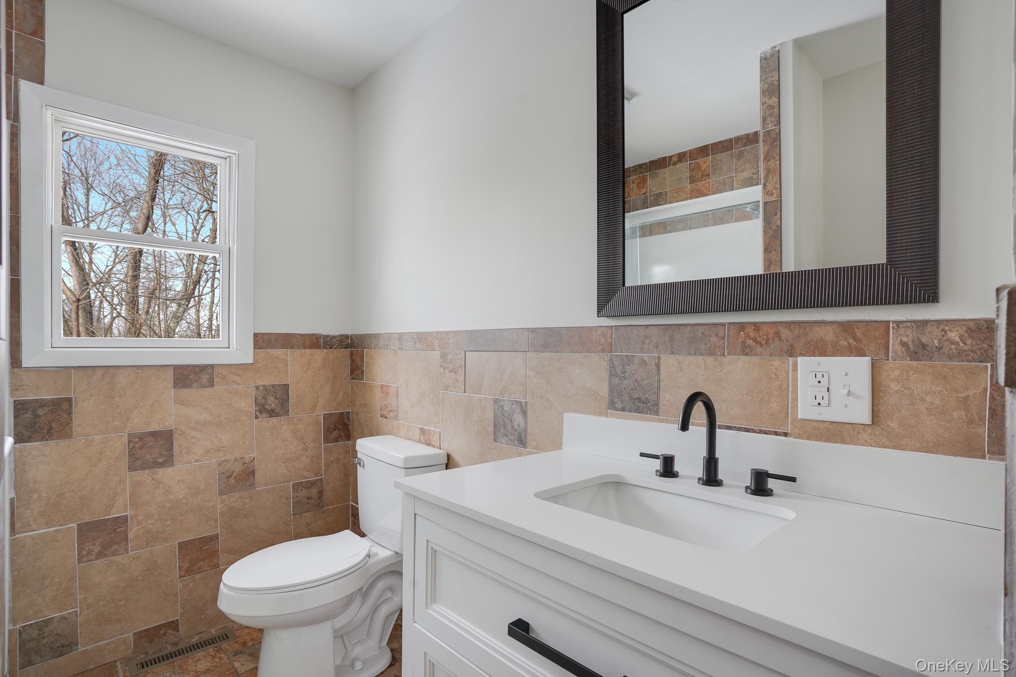 #18 photo, 629 Twin Arch Road, Rock Tavern , NY 12575