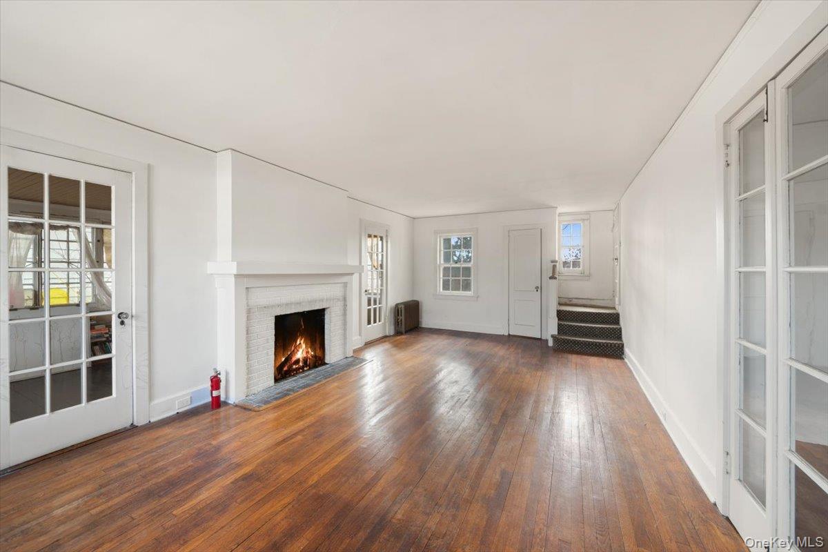 #5 photo, 310 W 263rd Street, הברונקס Bronx , NY 10471