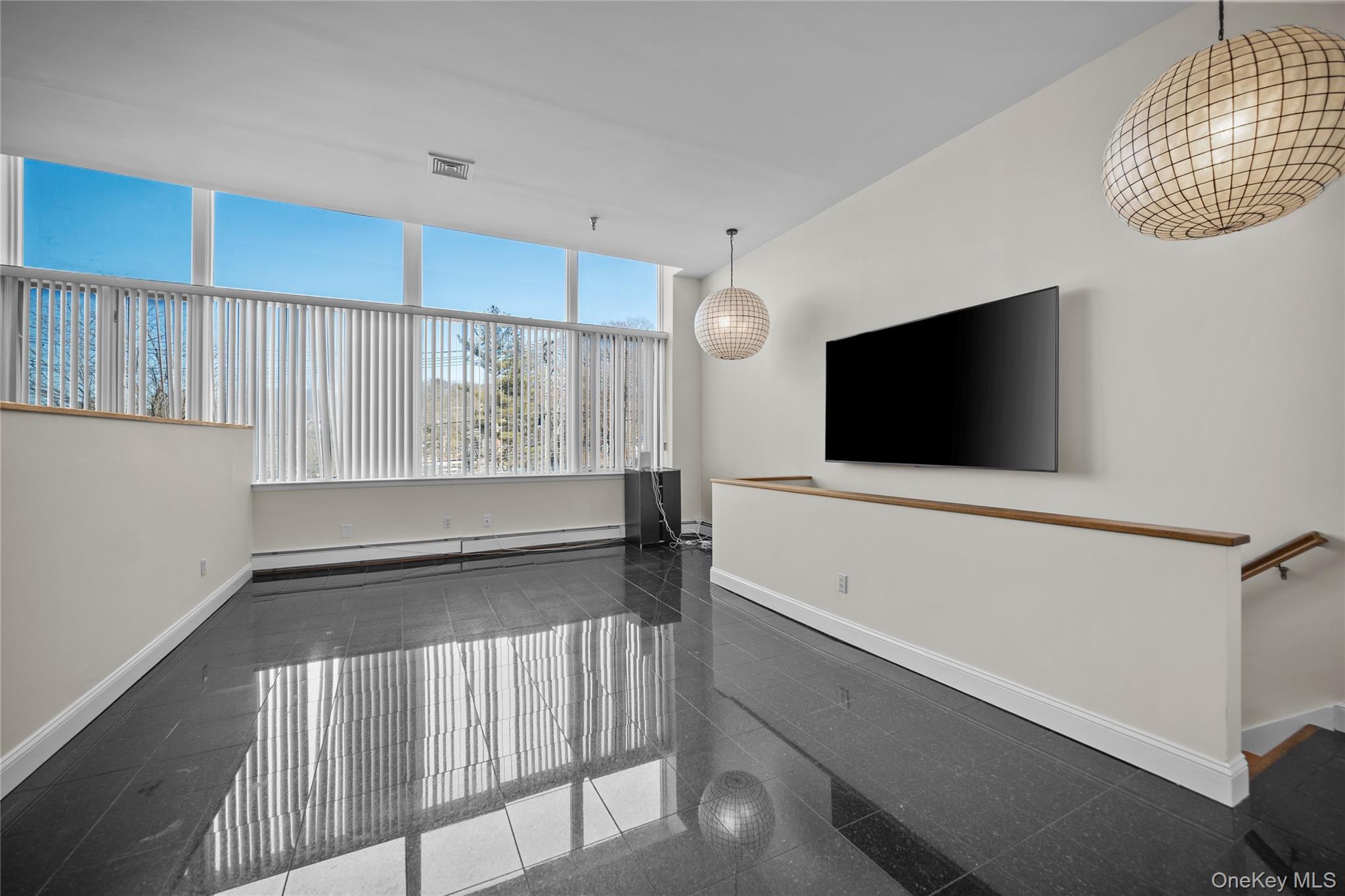 #2 photo, 520 Ashford Avenue, 纽约州 Ardsley , NY 10502