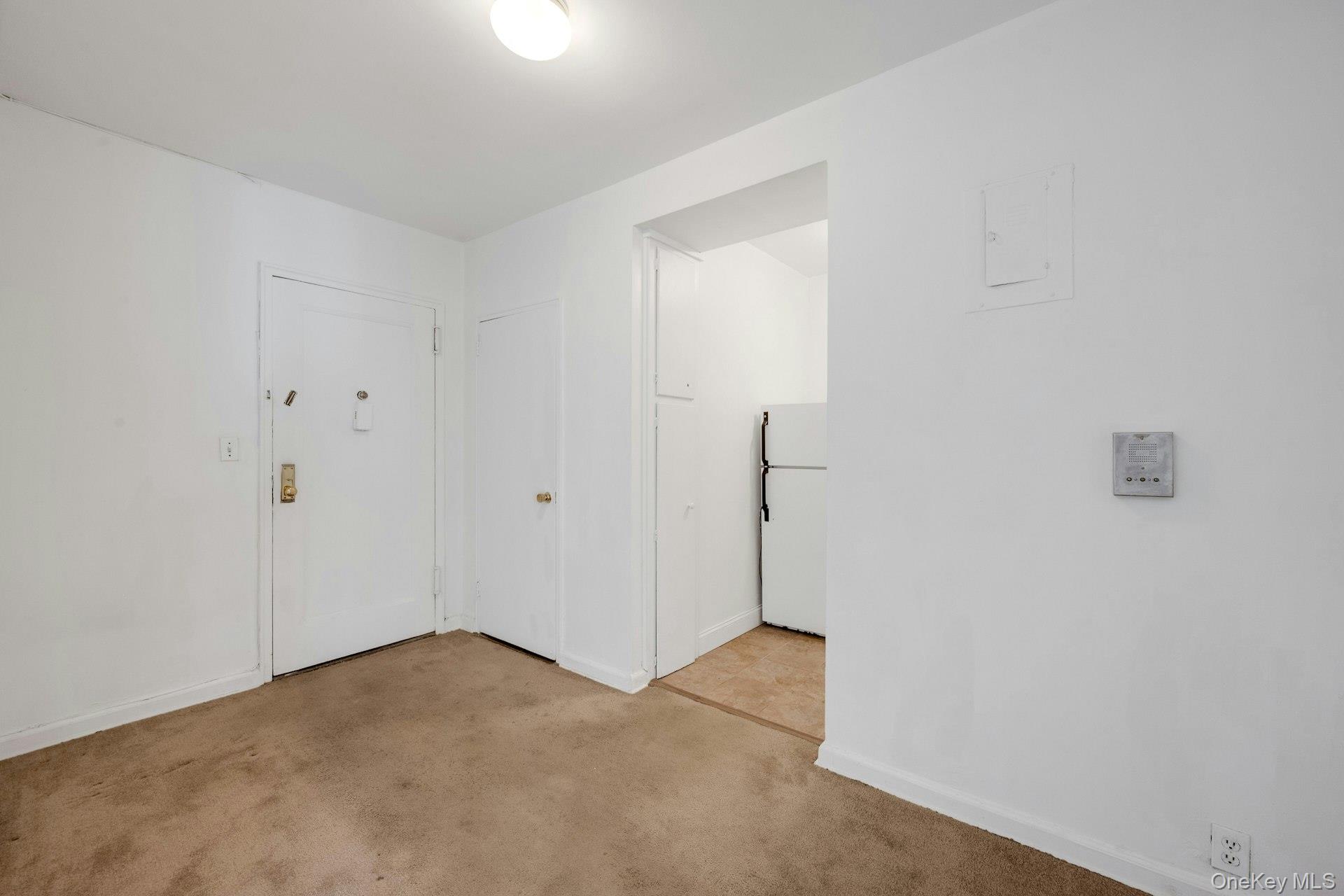 #8 photo, 10 N Broadway, White Plains , NY 10601