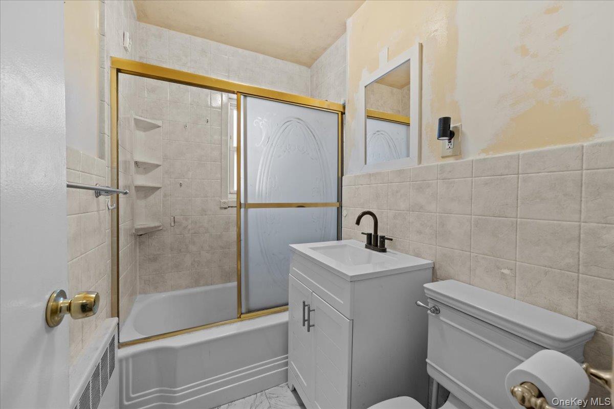 #11 photo, 1115 Mace Avenue, Bronx , NY 10469