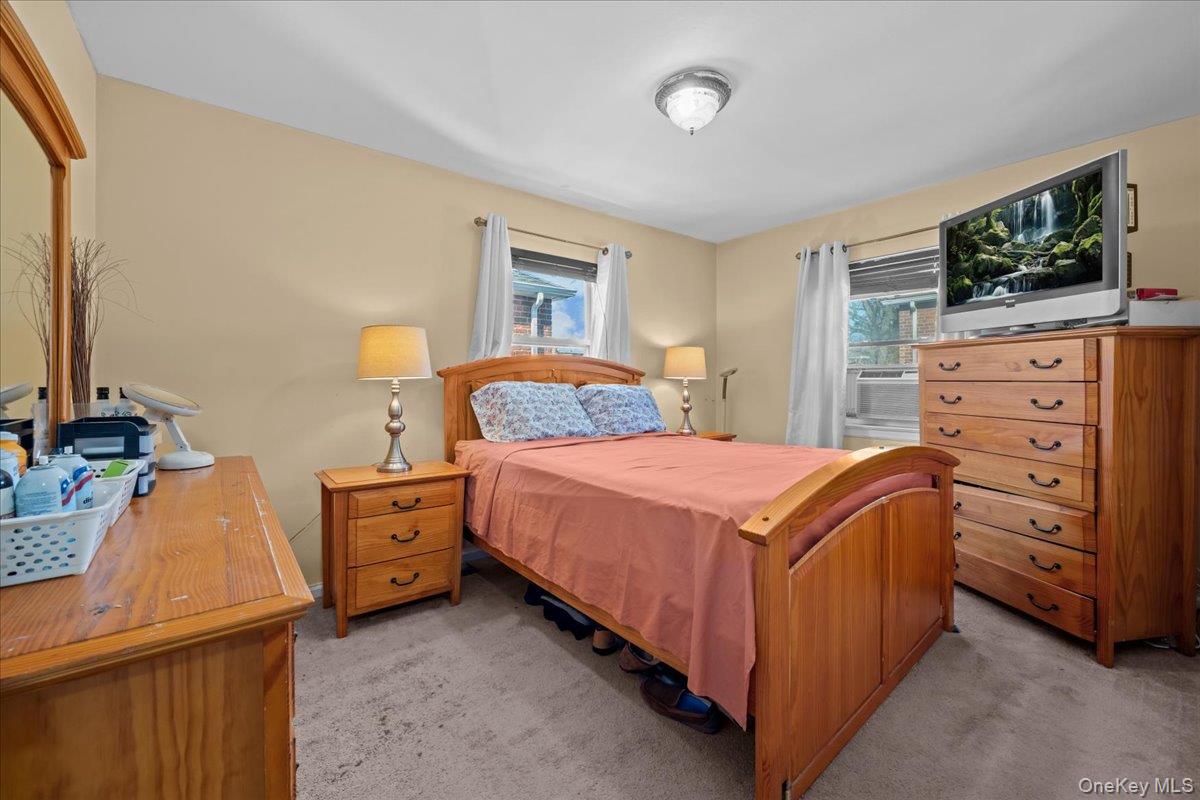 #13 photo, 1115 Mace Avenue, Bronx , NY 10469