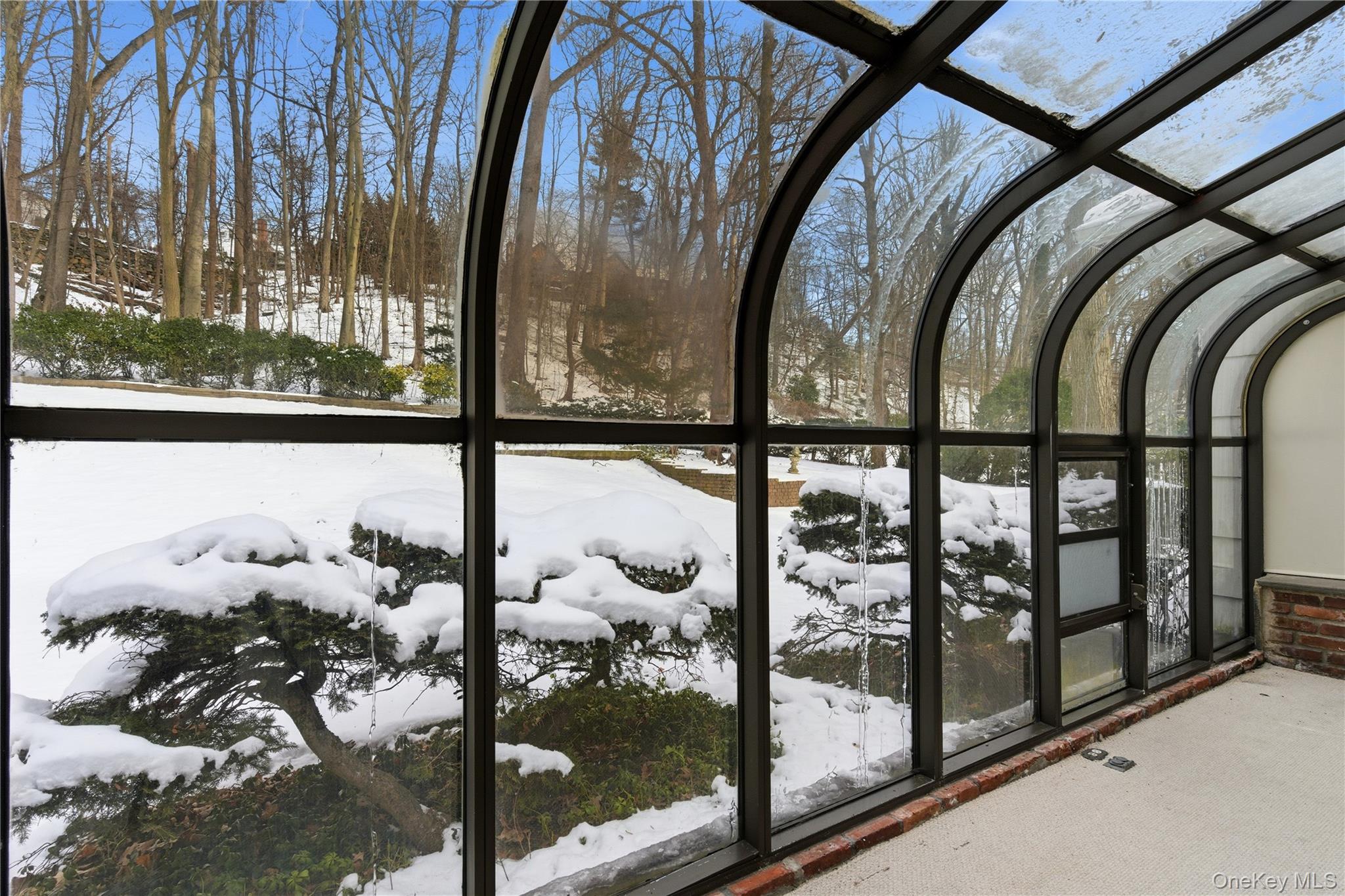 #14 photo, 75 Mimosa Drive, East Hills , NY 11576