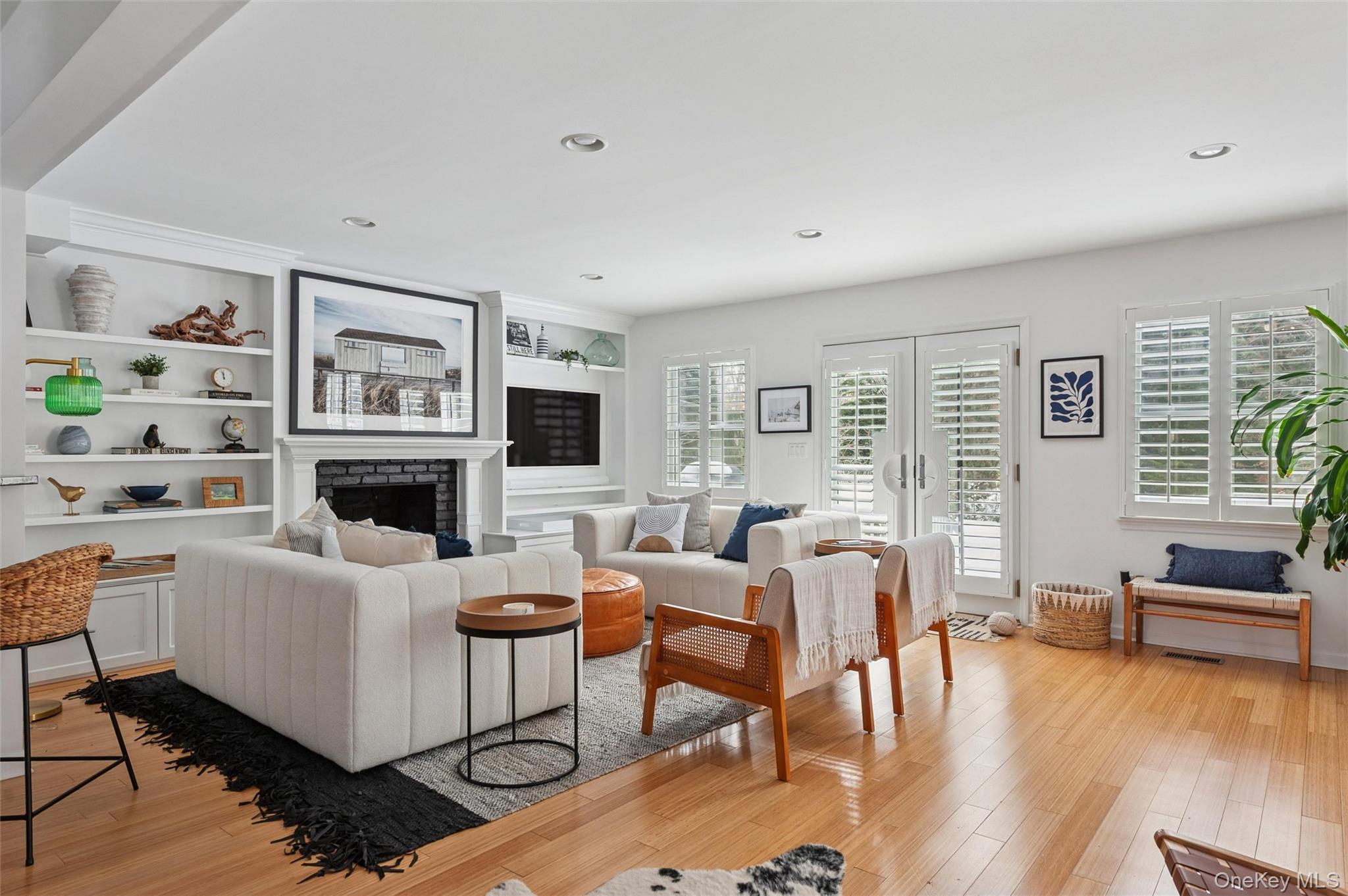 #1 photo, 3 1st Place, East Quogue , NY 11942