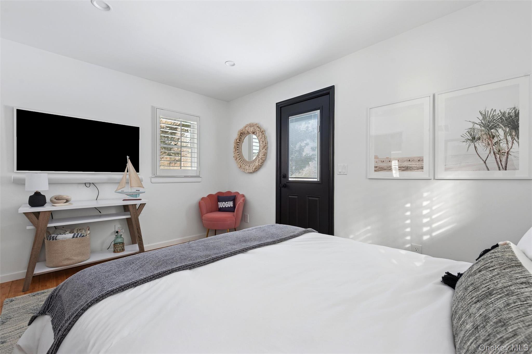 #5 photo, 3 1st Place, East Quogue , NY 11942