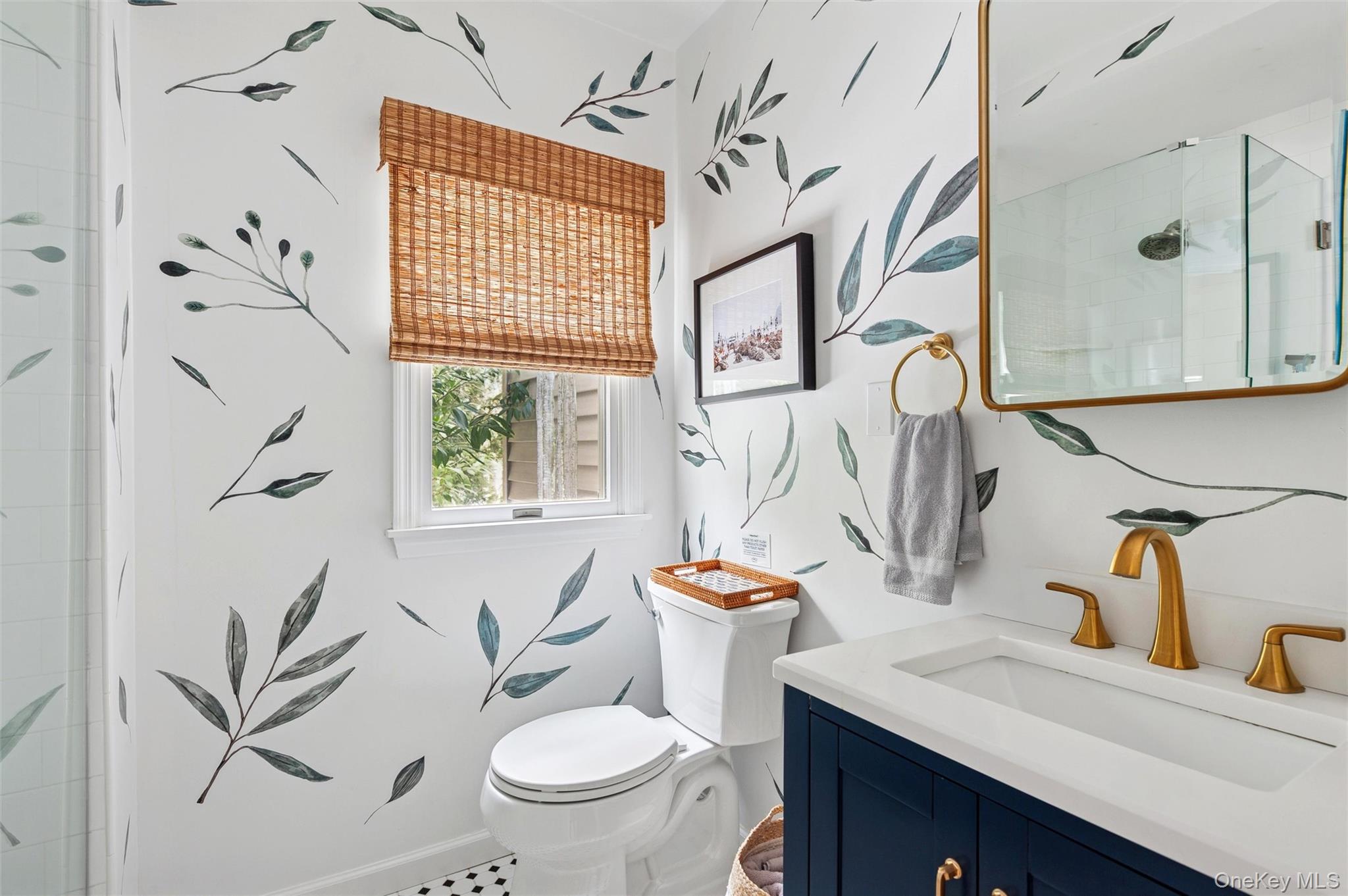 #6 photo, 3 1st Place, East Quogue , NY 11942