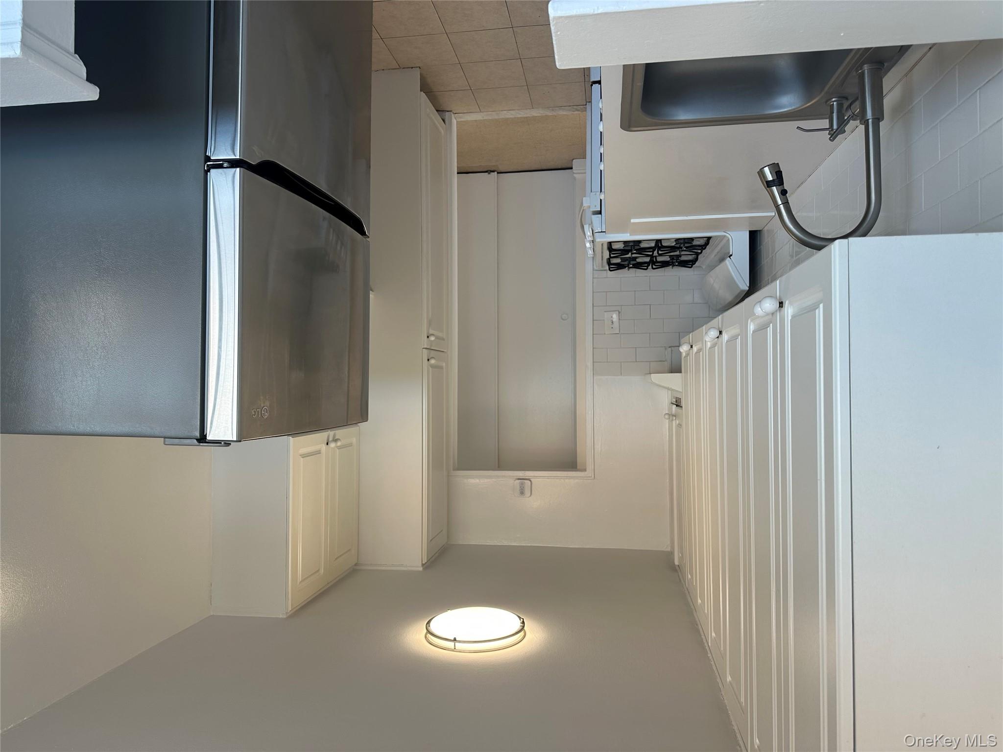 #12 photo, 164-20 Highland Avenue, Jamaica Hills , NY 11432