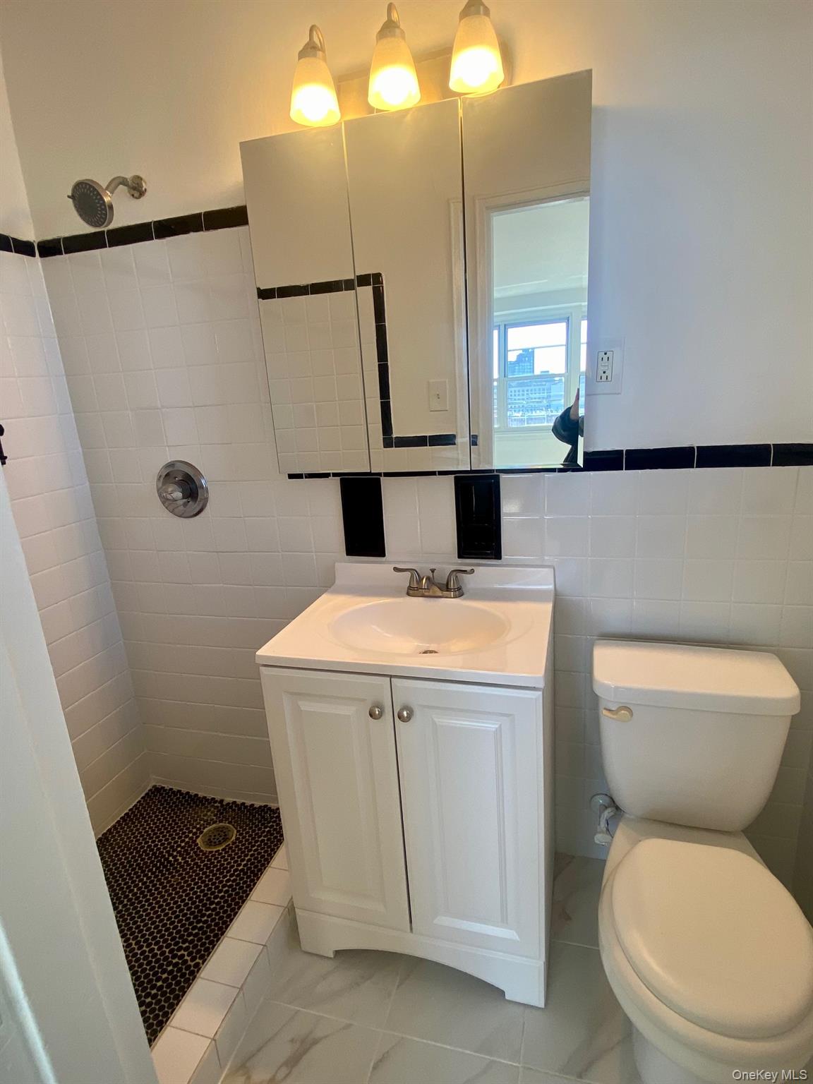 #18 photo, 164-20 Highland Avenue, Jamaica Hills , NY 11432